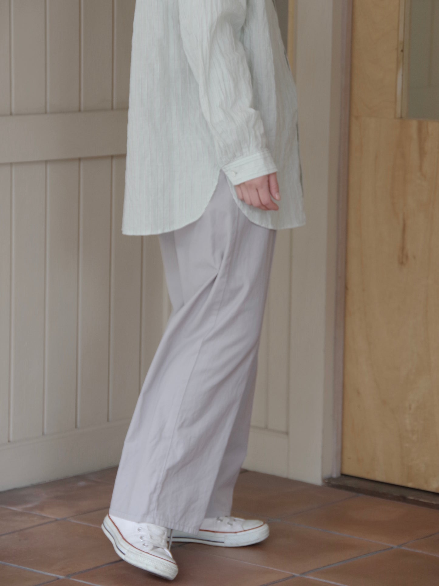 shirring stripe バンドカラーシャツ (2 color) | bulle de savon