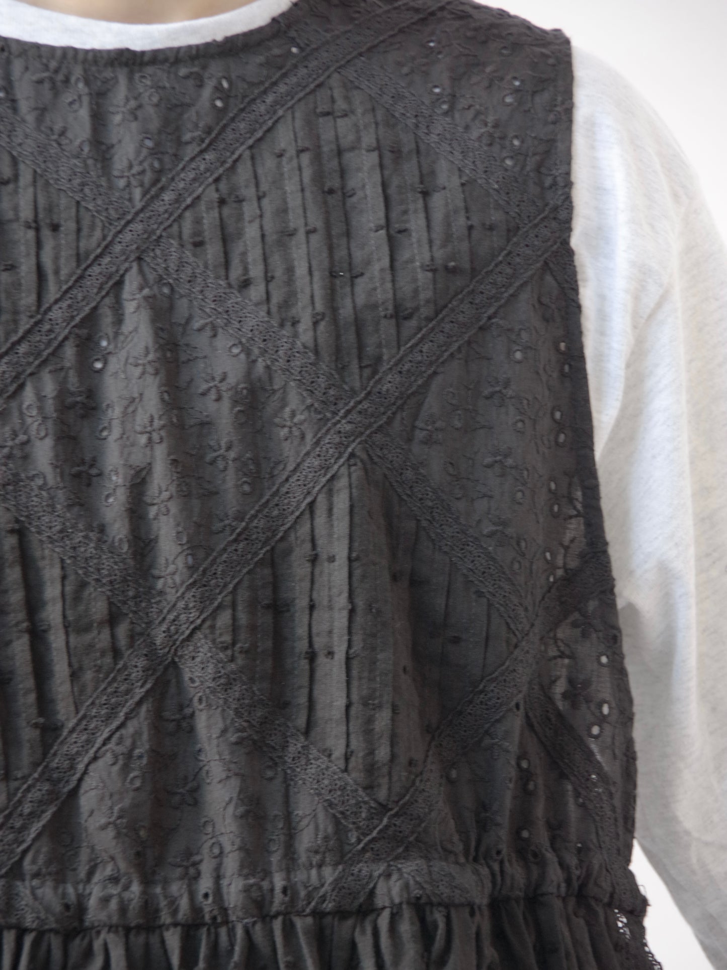 Minmin apron dress | figlondon