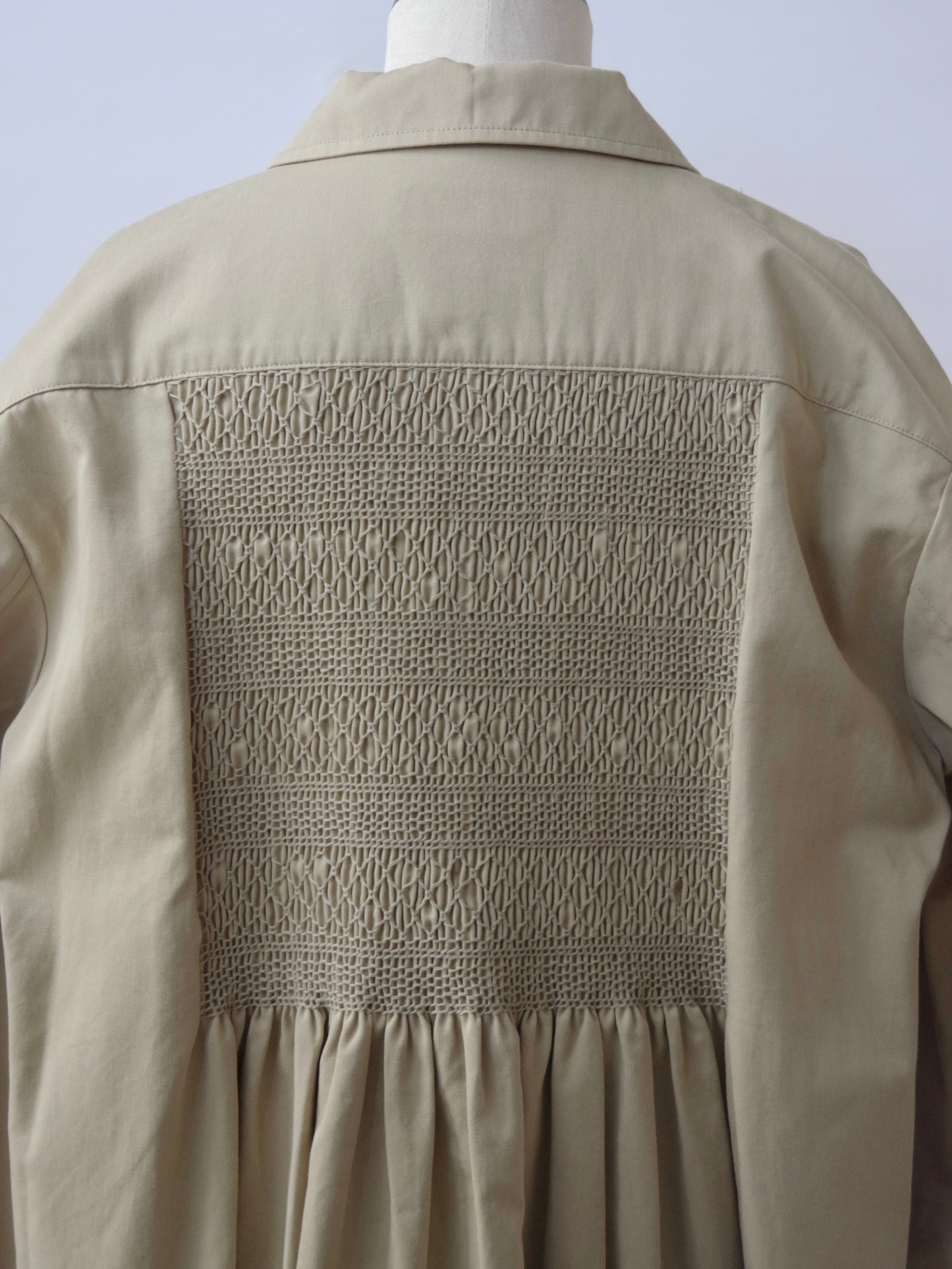 hand smocking アトリエコート | Heriter
