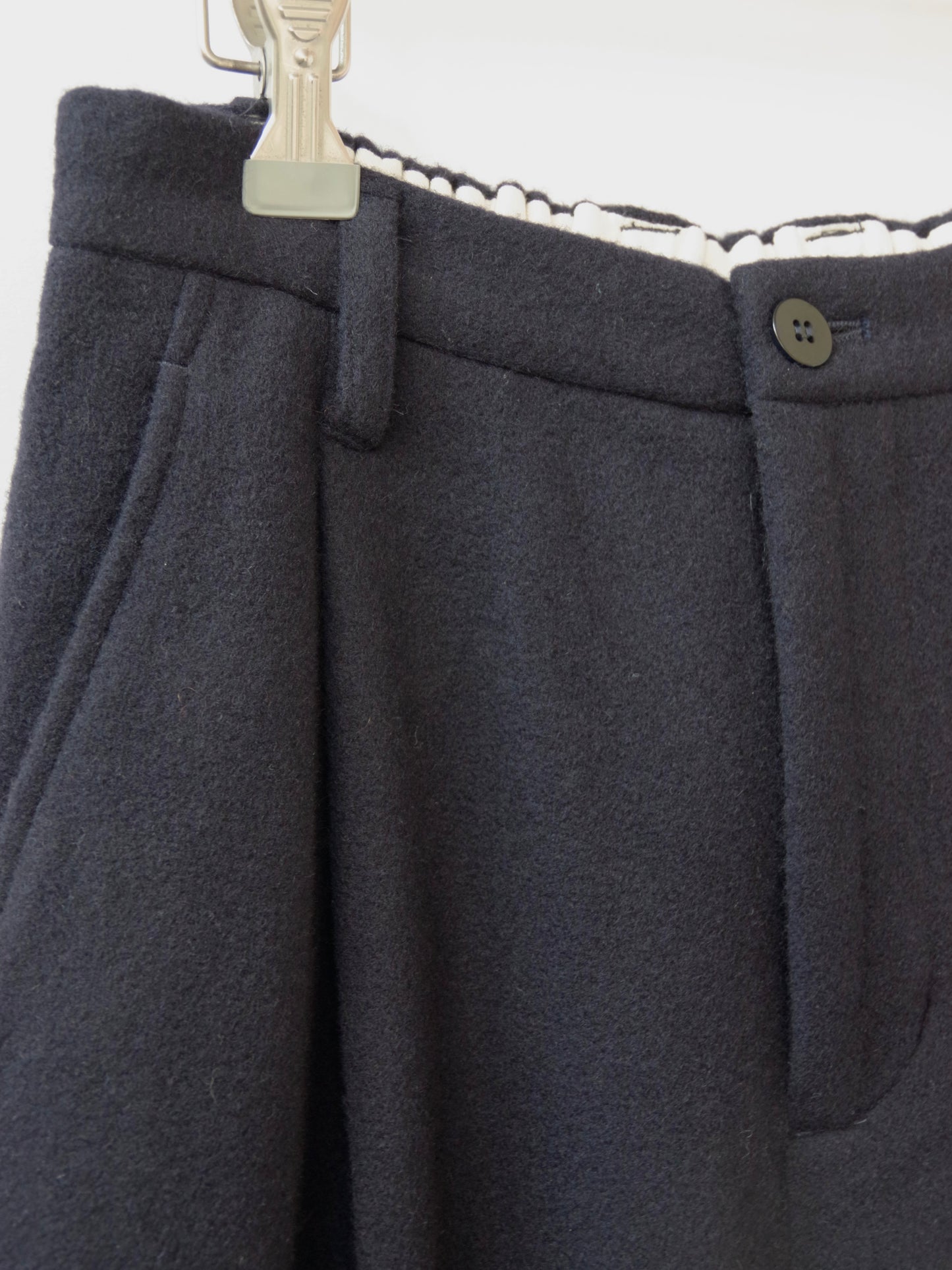 ウールカシミヤビーバータックストレートパンツ | TISSU