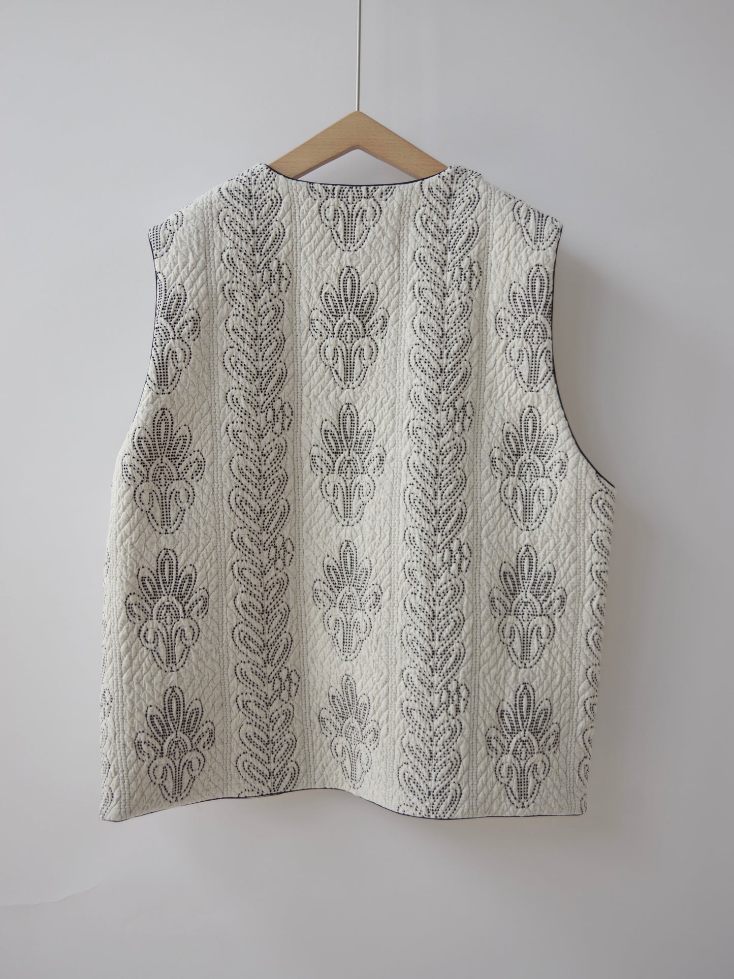 boutis jacquard ベスト ( 2color) | qiri