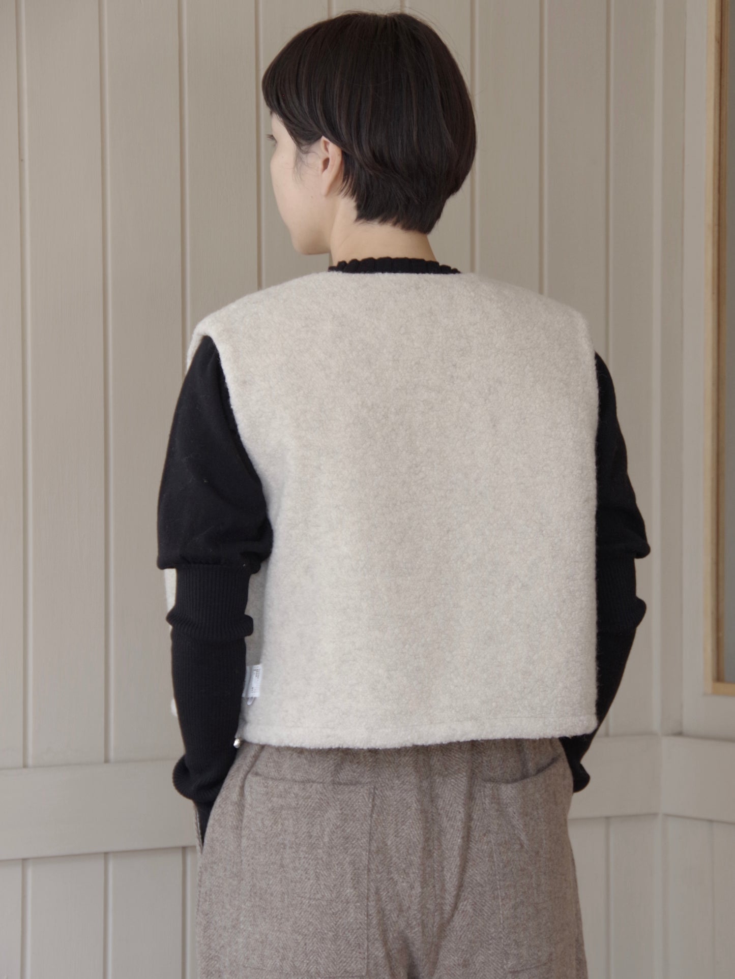 flower dot quilt jacquard ショートリバーシブルベスト | qiri