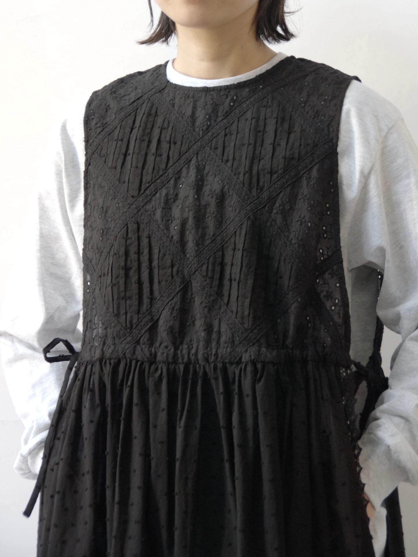 Minmin apron dress | figlondon