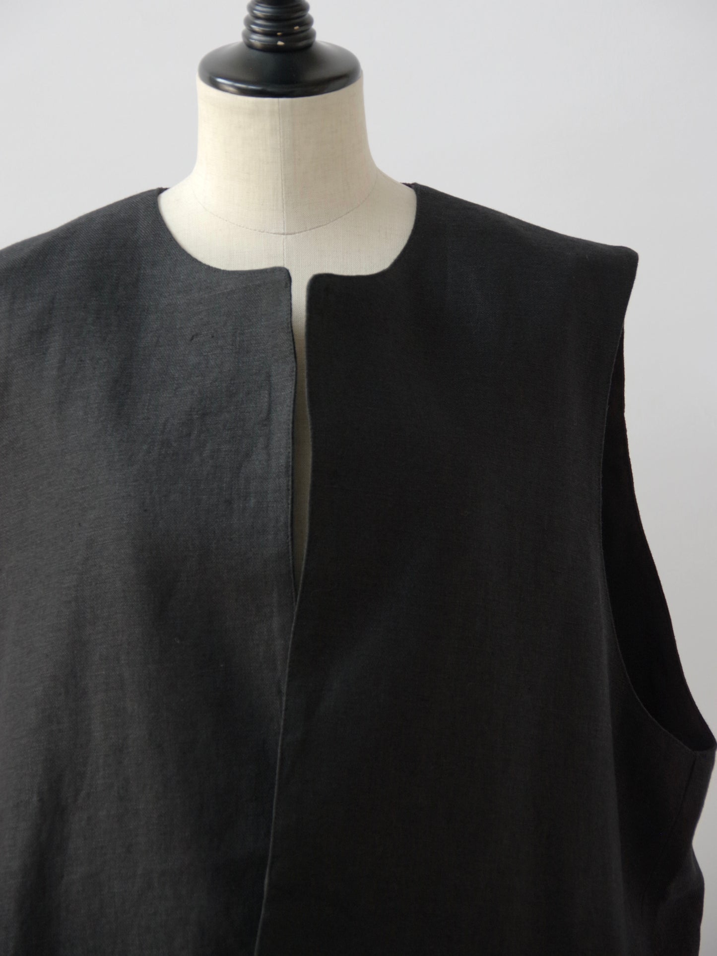 LINEN VEST ( 2 color) | sisisi