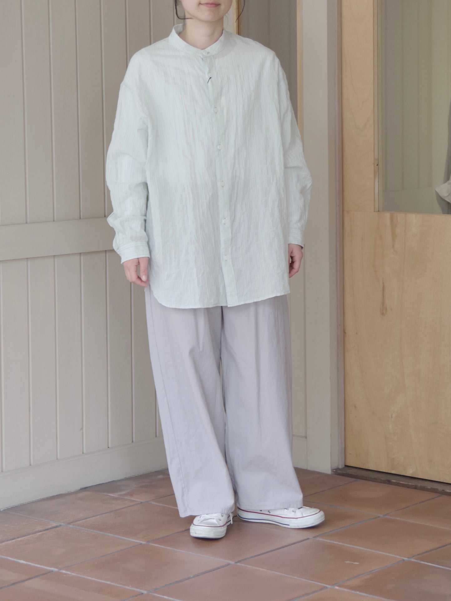 shirring stripe バンドカラーシャツ (2 color) | bulle de savon