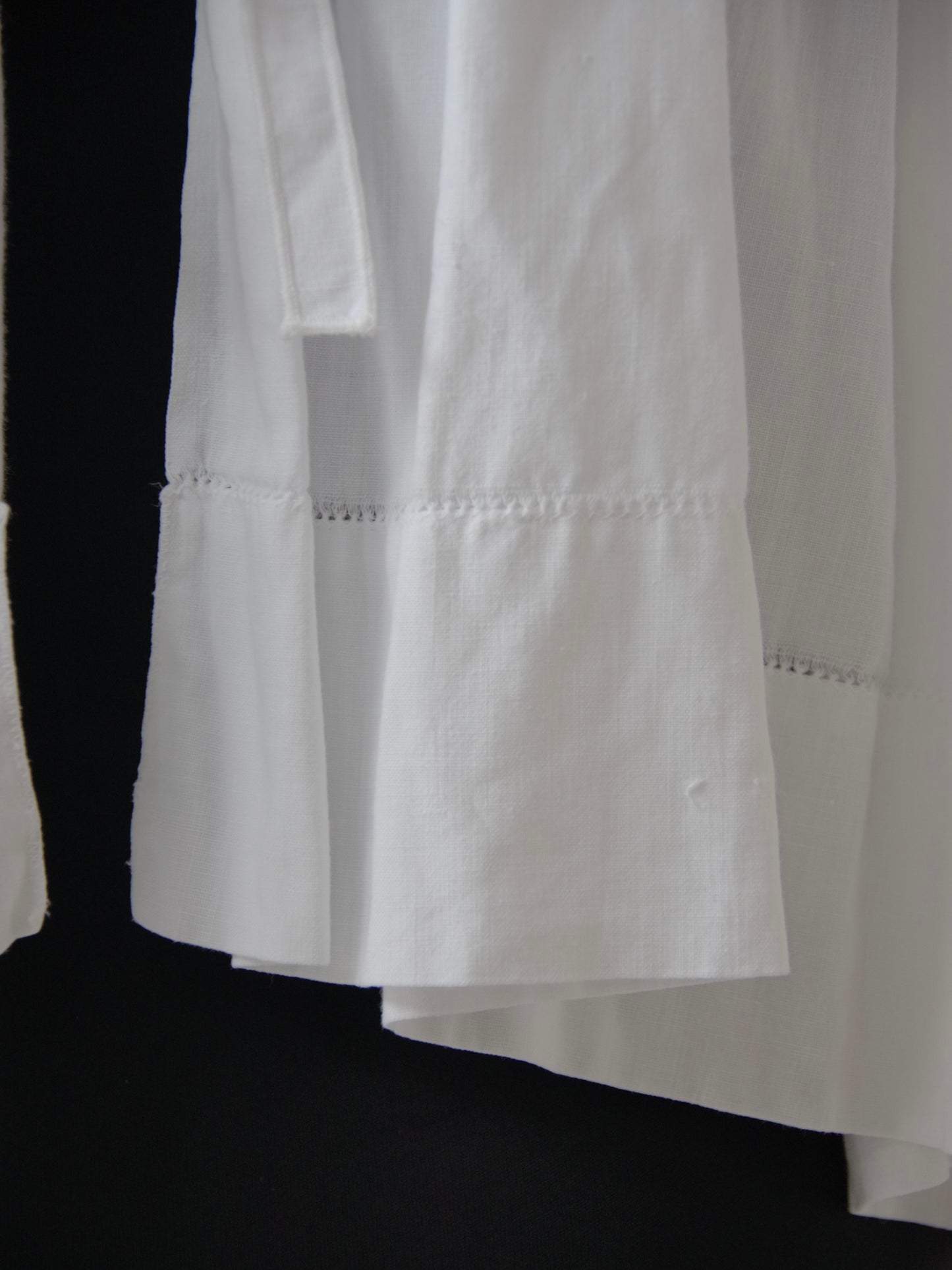 アンティークベッドリネン ショートブラウス MO-25-BL096 | motley