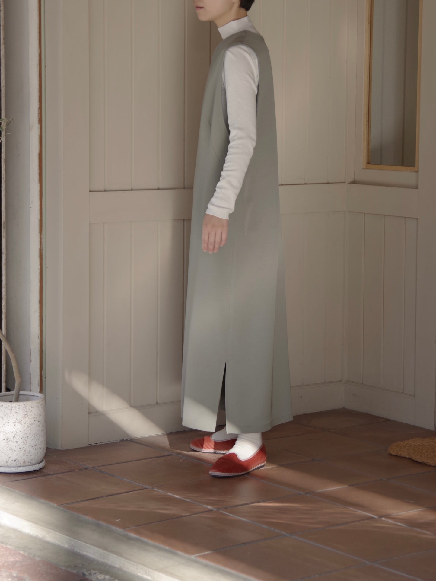 レーヨンウール slit neck jumper スカート | yuni