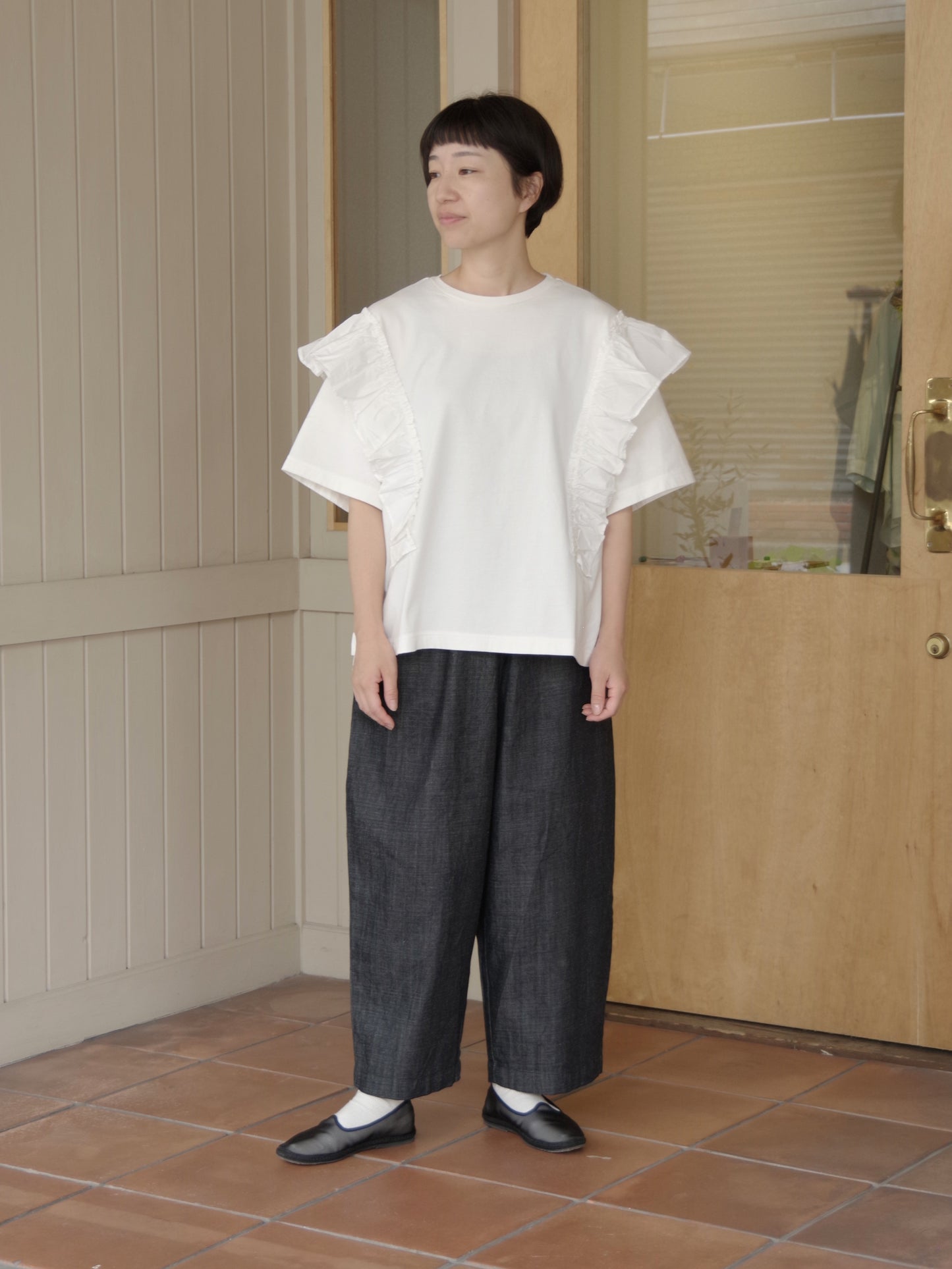 クラシック天竺 バイカラーフリルTシャツ (2color) | UNIVERSAL SEVEN