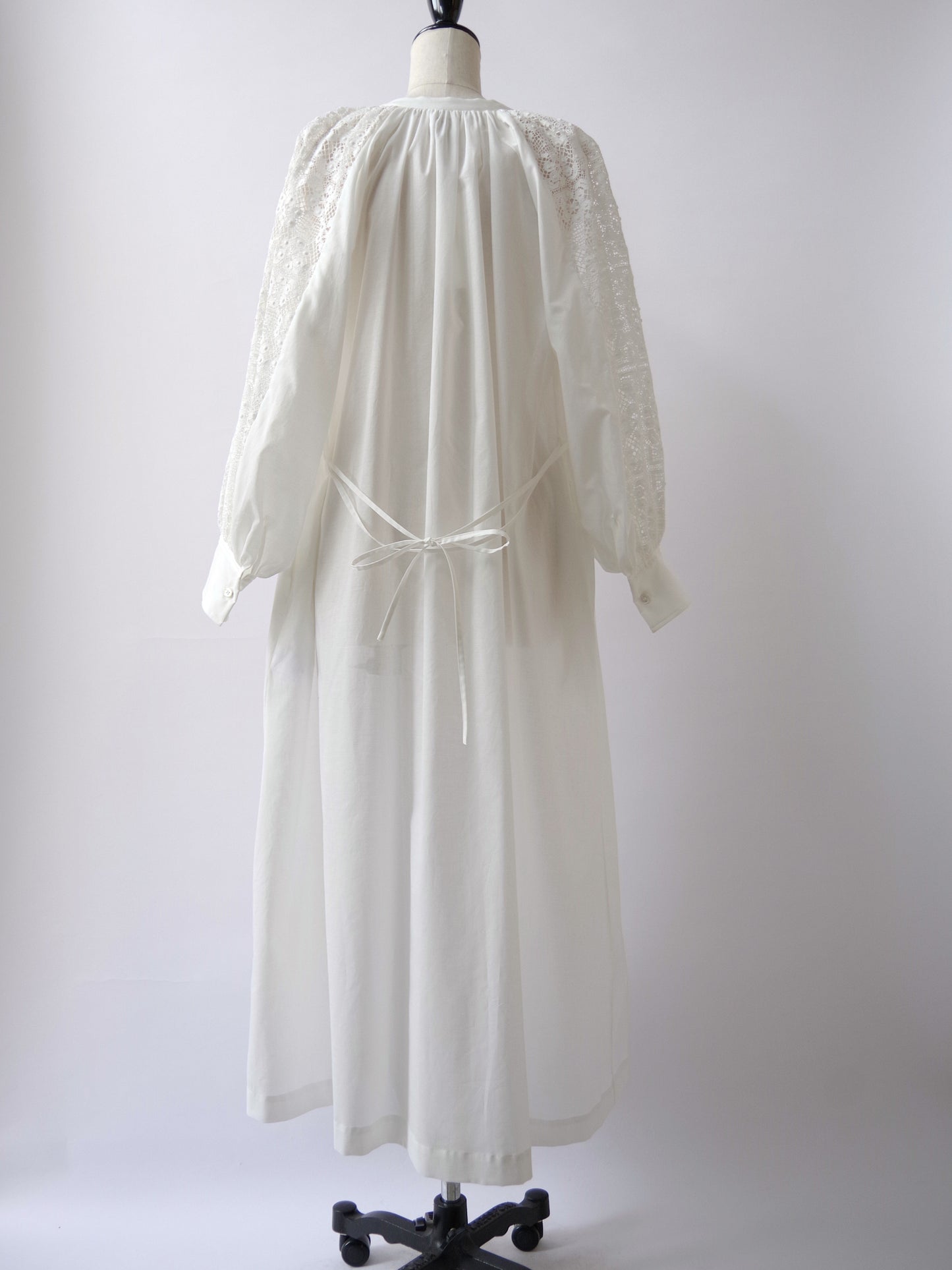 cluny lace dress | Heriter