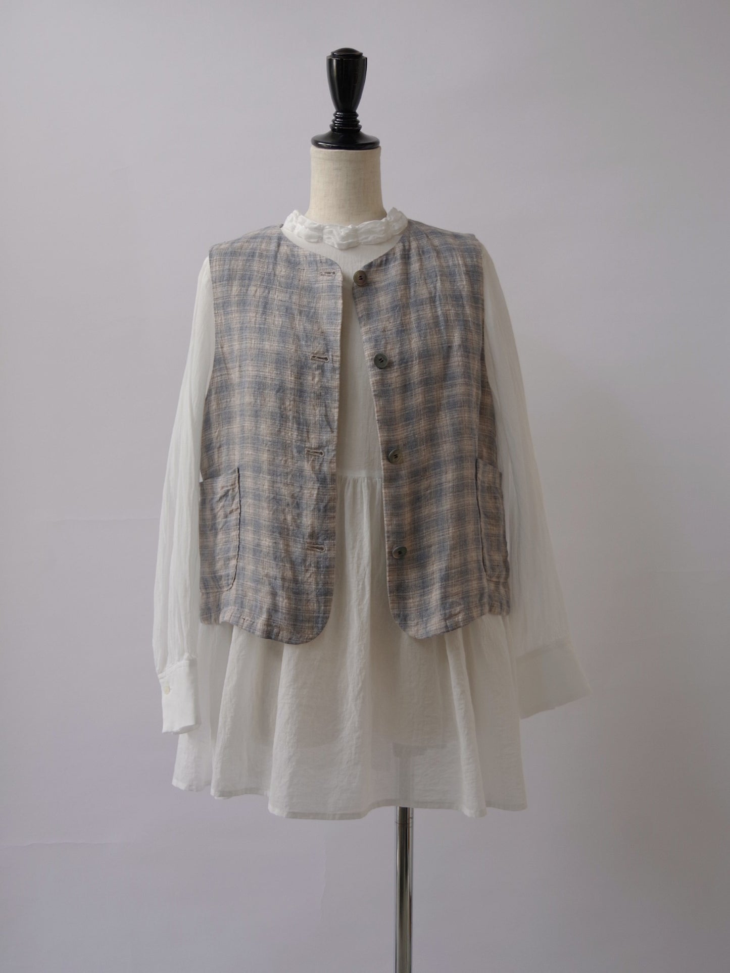 MARE CHECK vest | figlondon