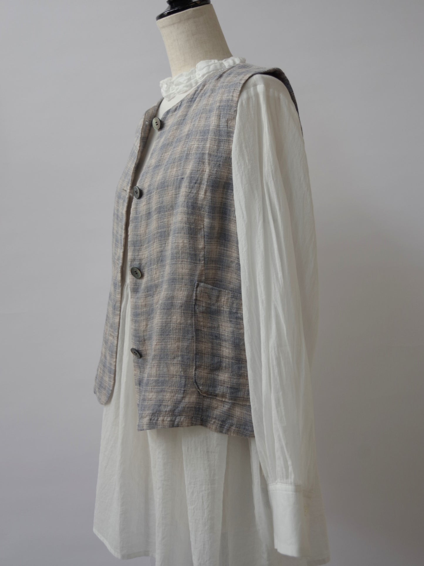 MARE CHECK vest | figlondon