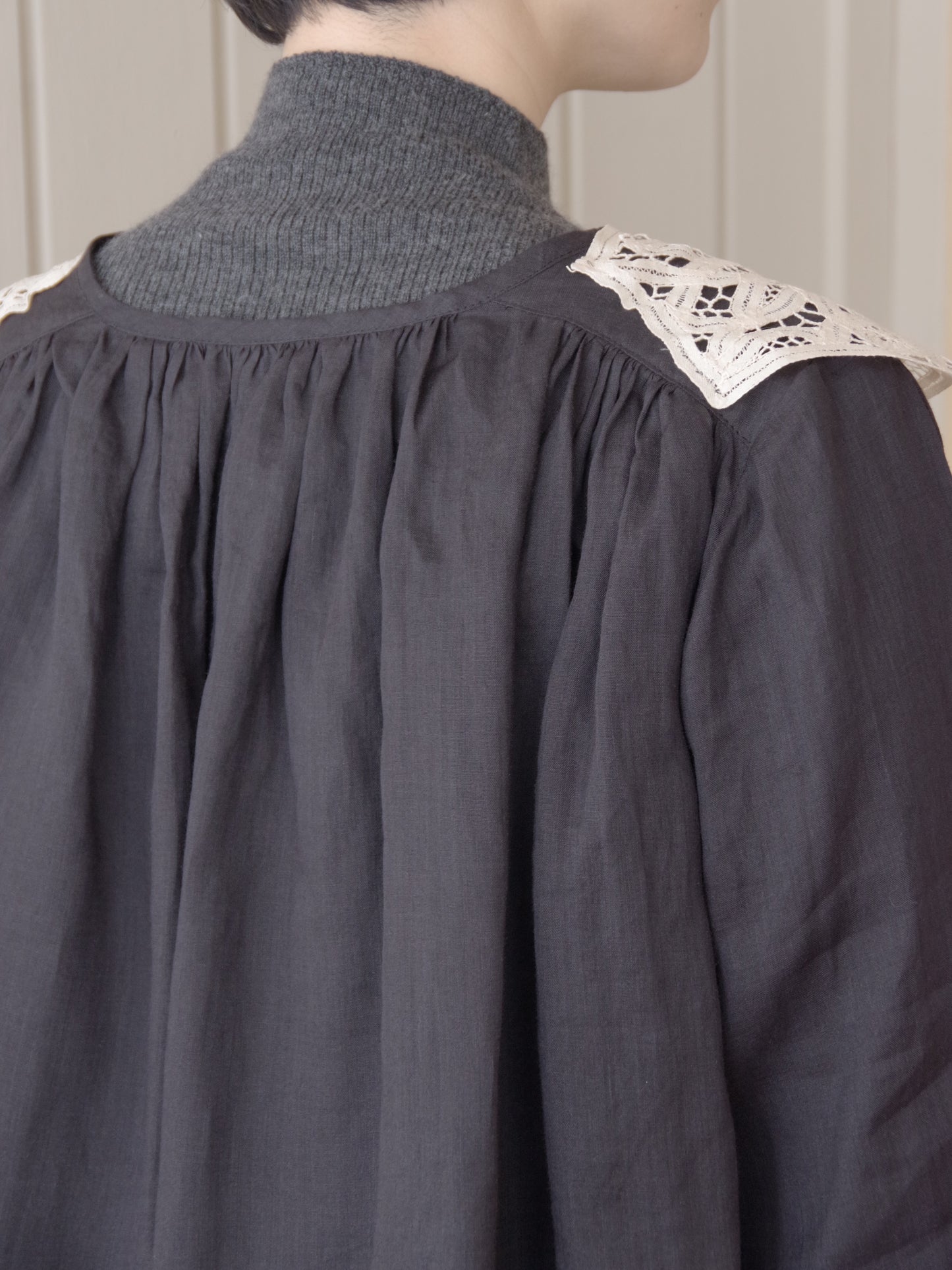 batten collar parts blouse | Heriter