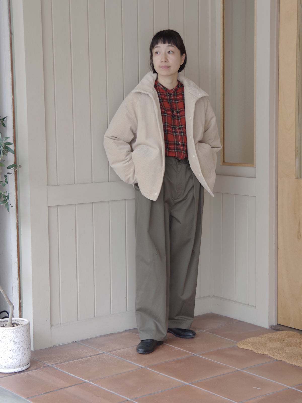 ウールガーゼリトルバンドカラーシャツ | UNIVERSAL SEVEN