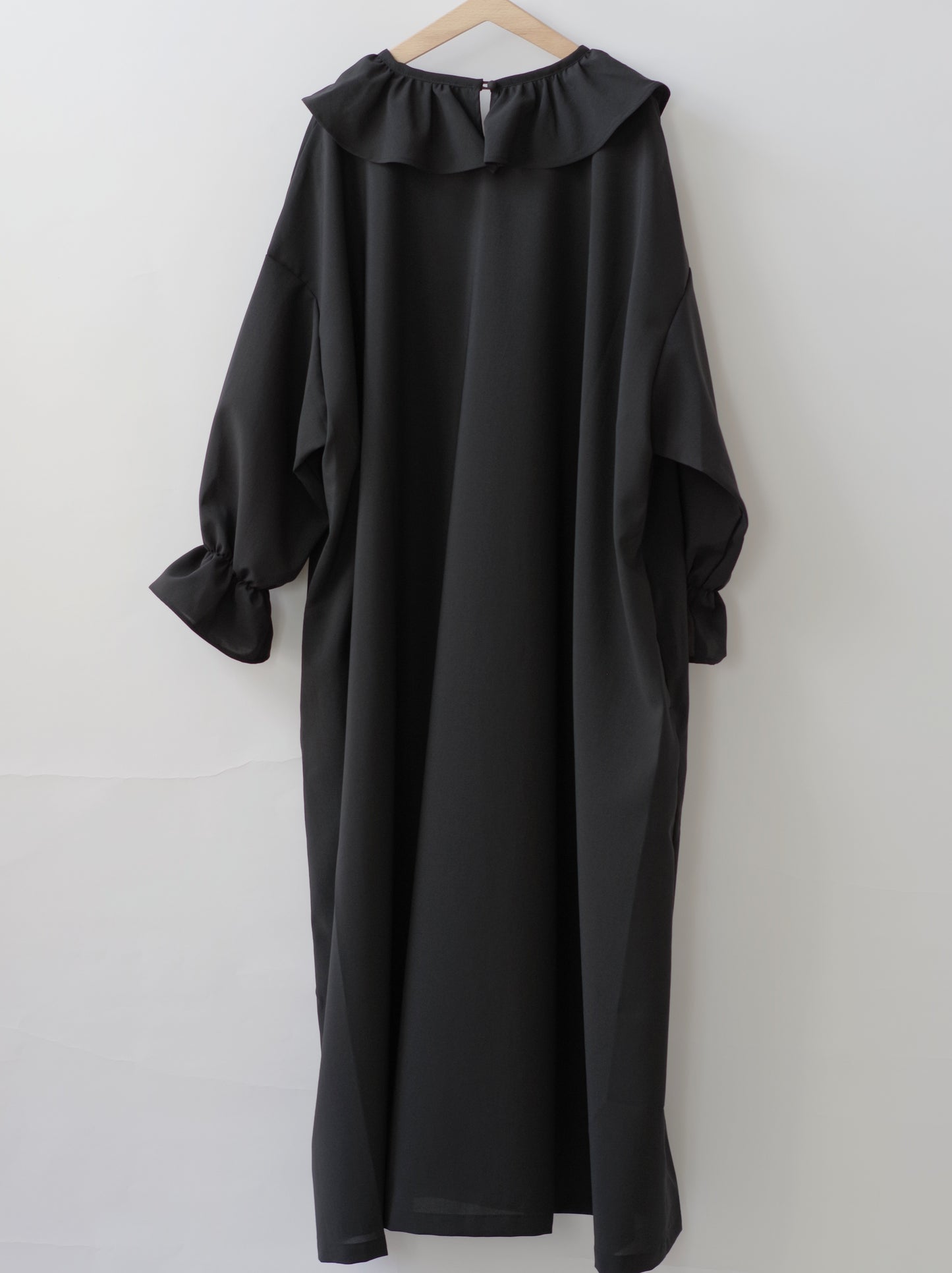 フォーマルVネックフリルワンピース | pot and tea