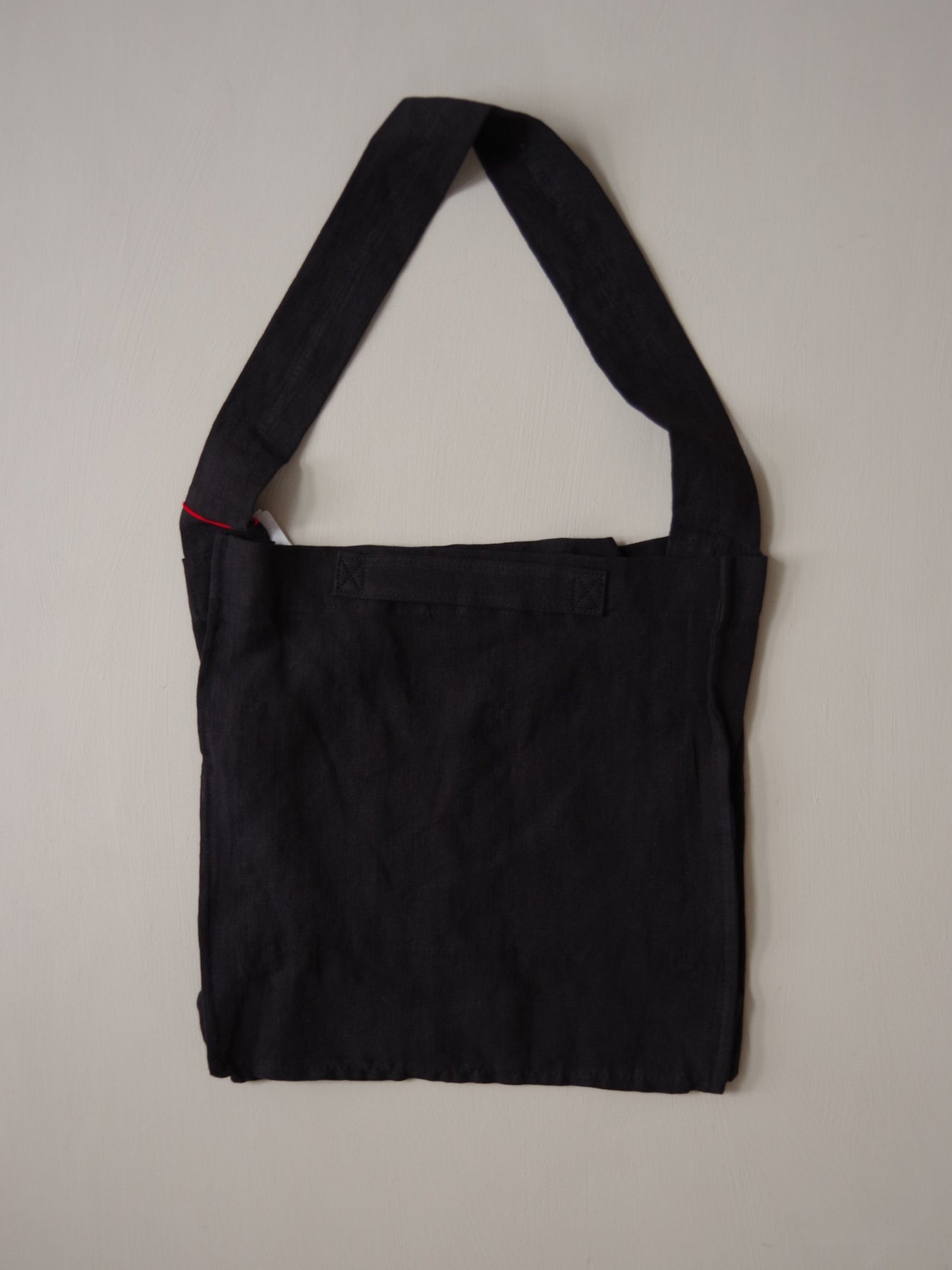 リネンショルダーバッグ 13L | march april may