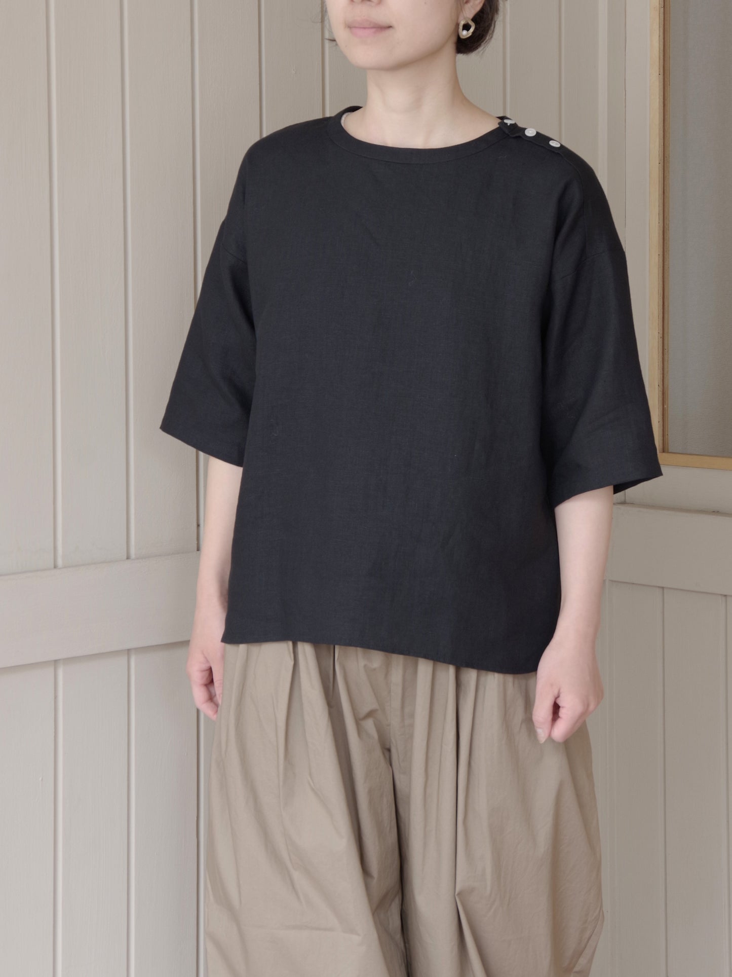 LINEN SQUARE BLOUSE | sisisi