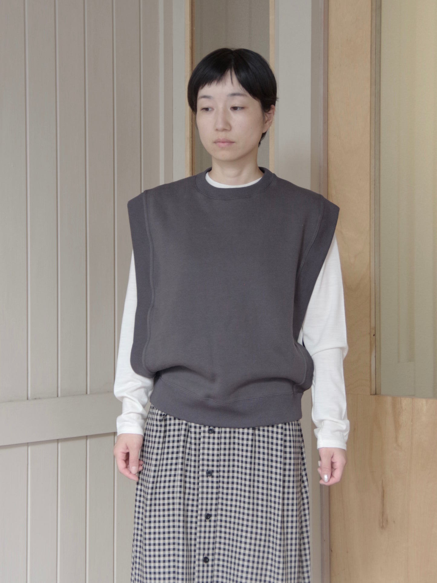 アズマ裏毛クルーネックベスト（2color) | HAVERSACK