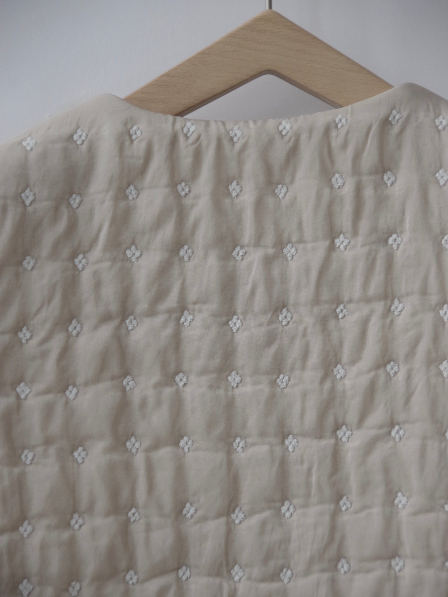 flower dot quilt jacquard ショートリバーシブルベスト | qiri