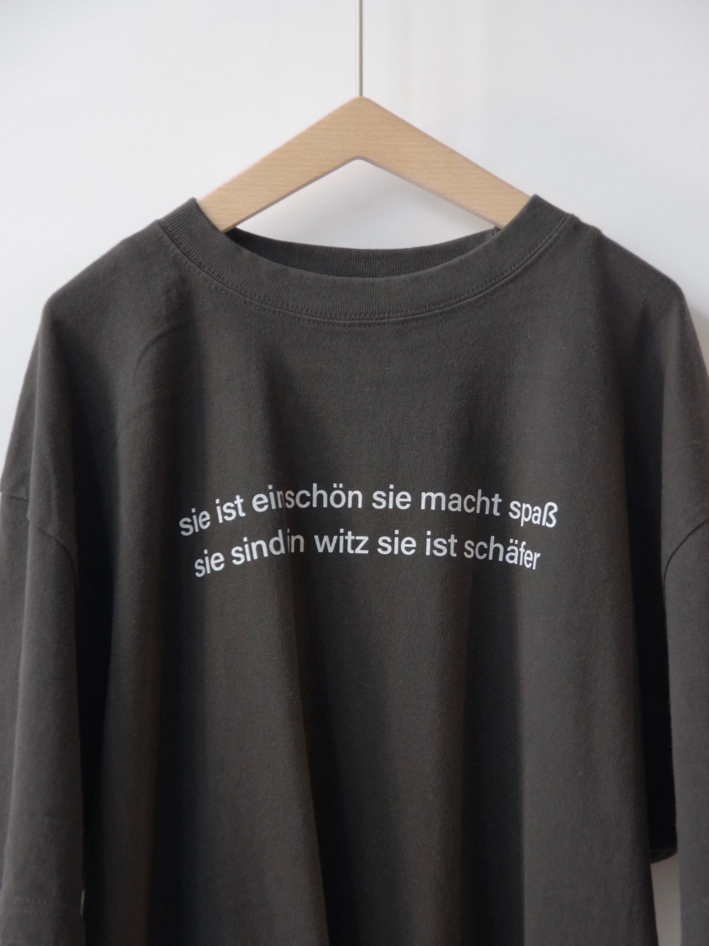 製品染めロゴプリント BIG Tシャツ | iki