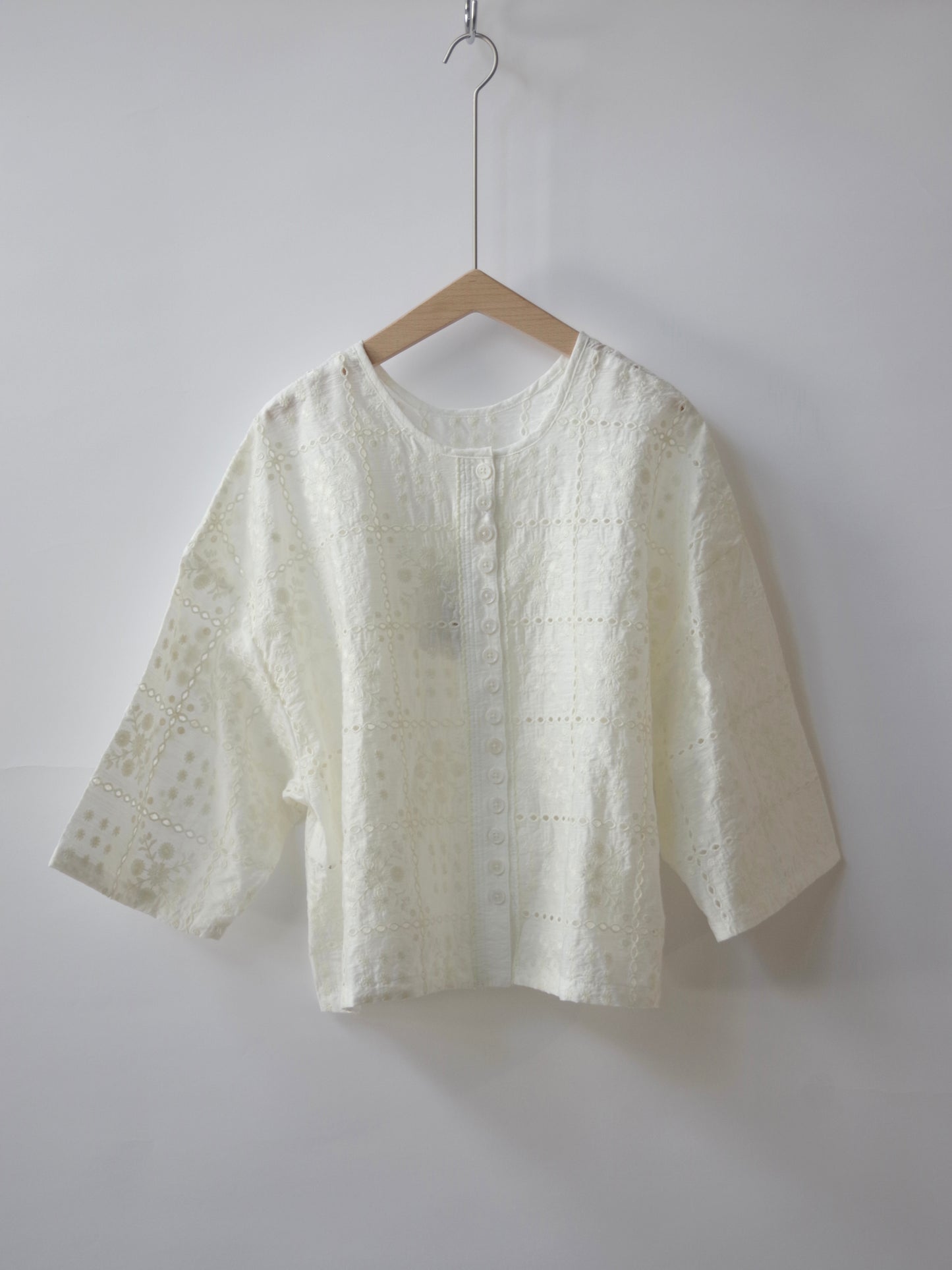 eyelet embroidely haori ブラウス ( 2color)  |  yuni