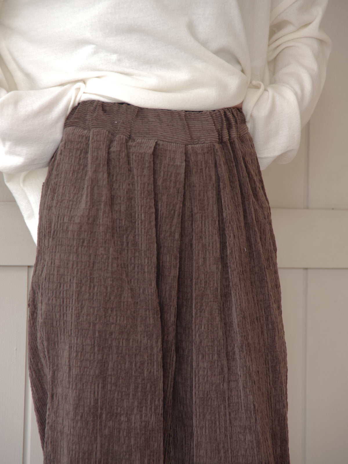 C/Pu shirring corduroy relax パンツ | yuni