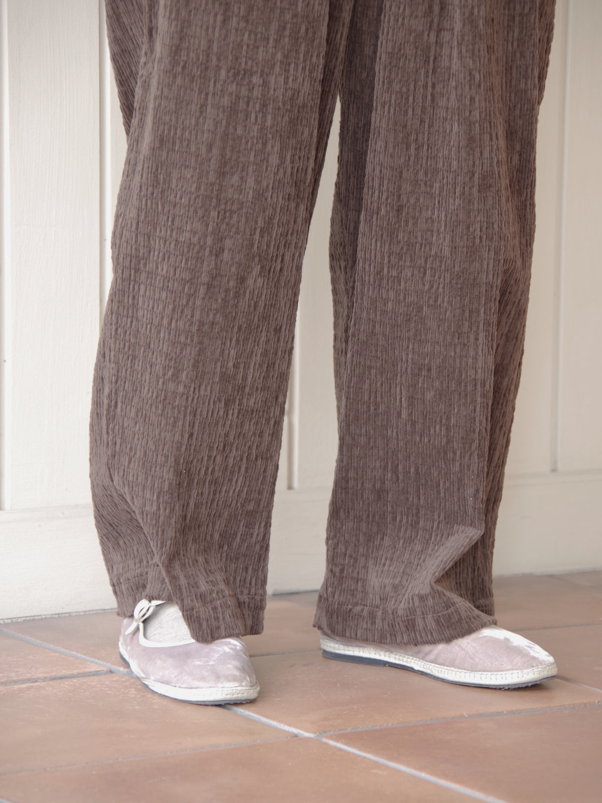 C/Pu shirring corduroy relax パンツ | yuni