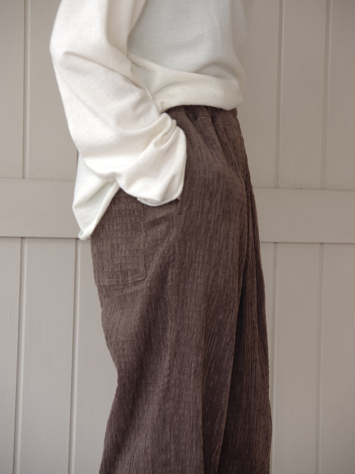 C/Pu shirring corduroy relax パンツ | yuni