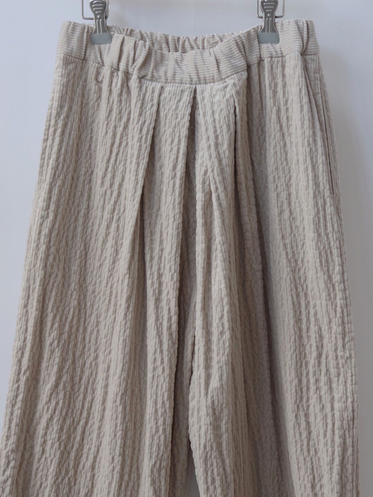C/Pu shirring corduroy relax パンツ | yuni