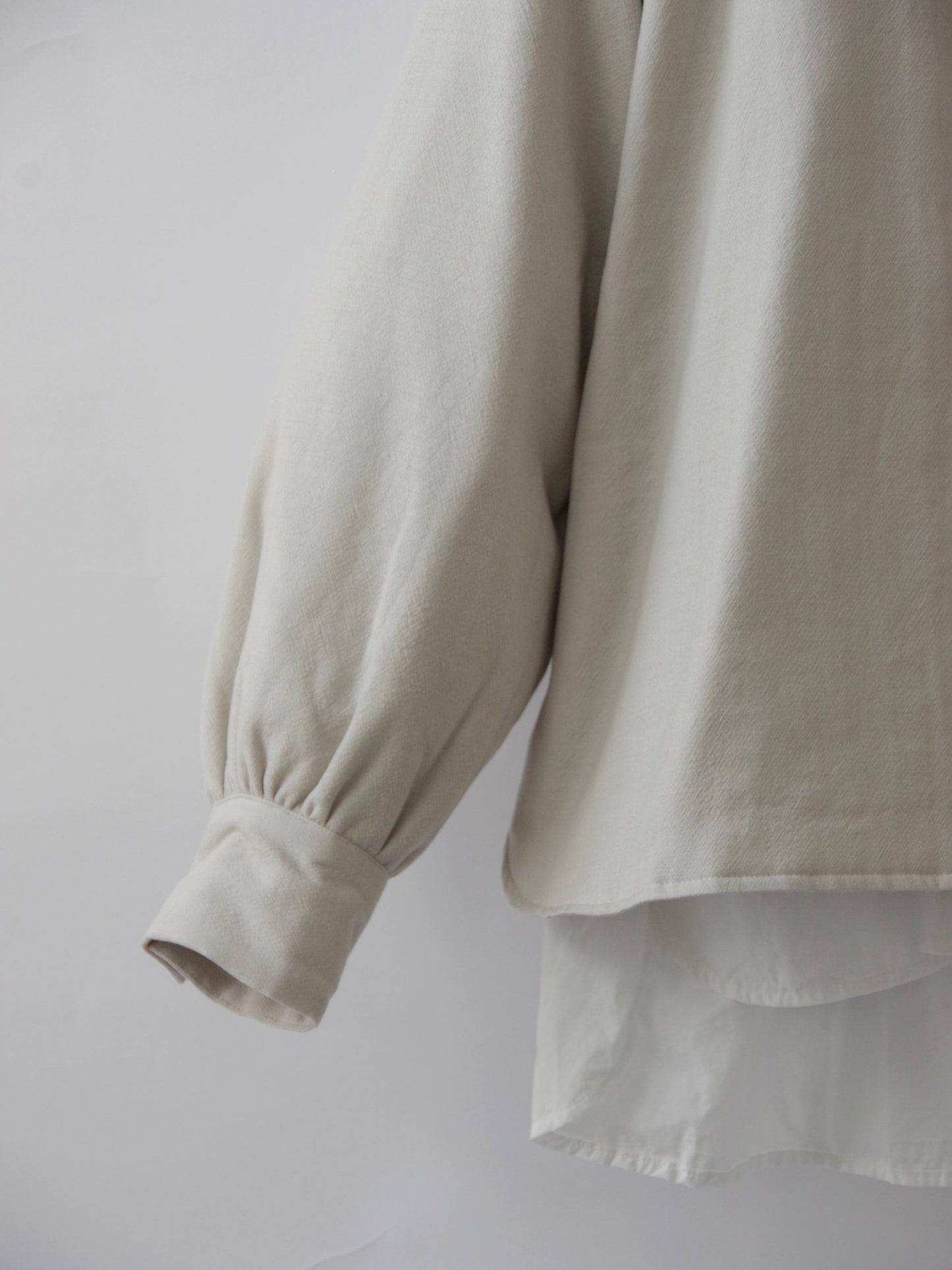 TINY FRILL COLLAR FILLING SHIRT JACKET | Gauze