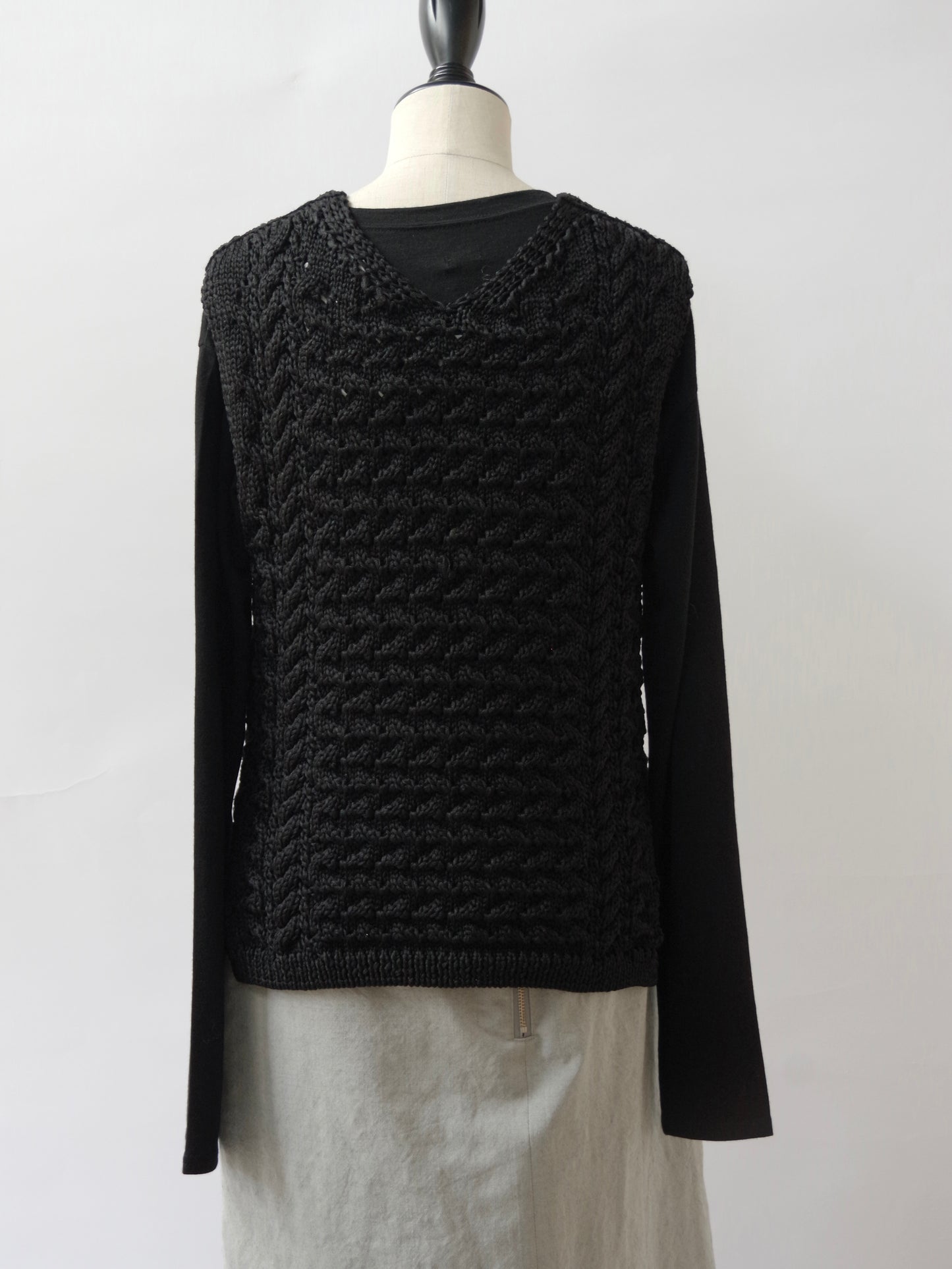 ナイロンリリーヤーン アラン編み ベスト | iki