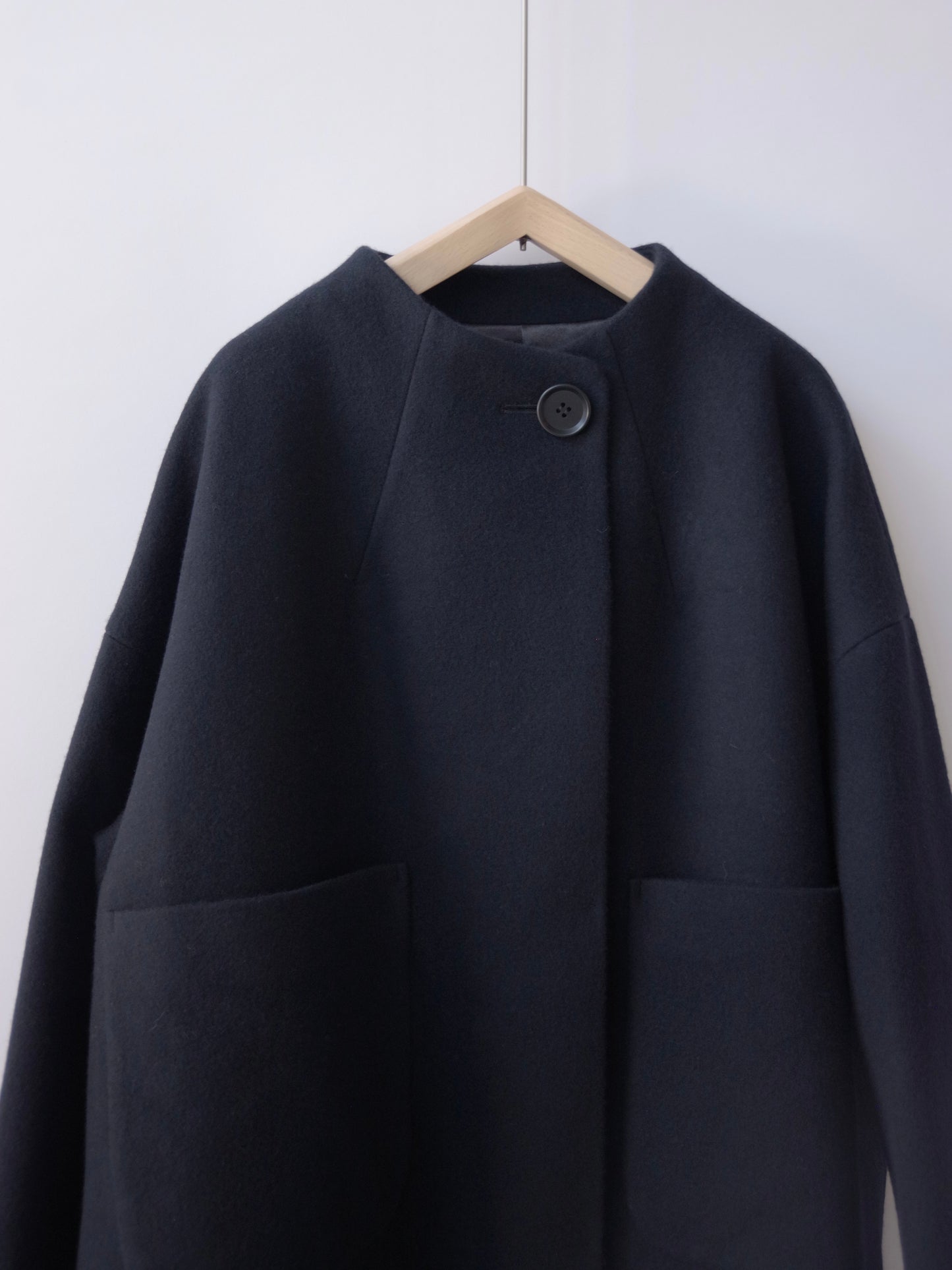 ROUND NECK COAT  ( 2 color) | SI-HIRAI