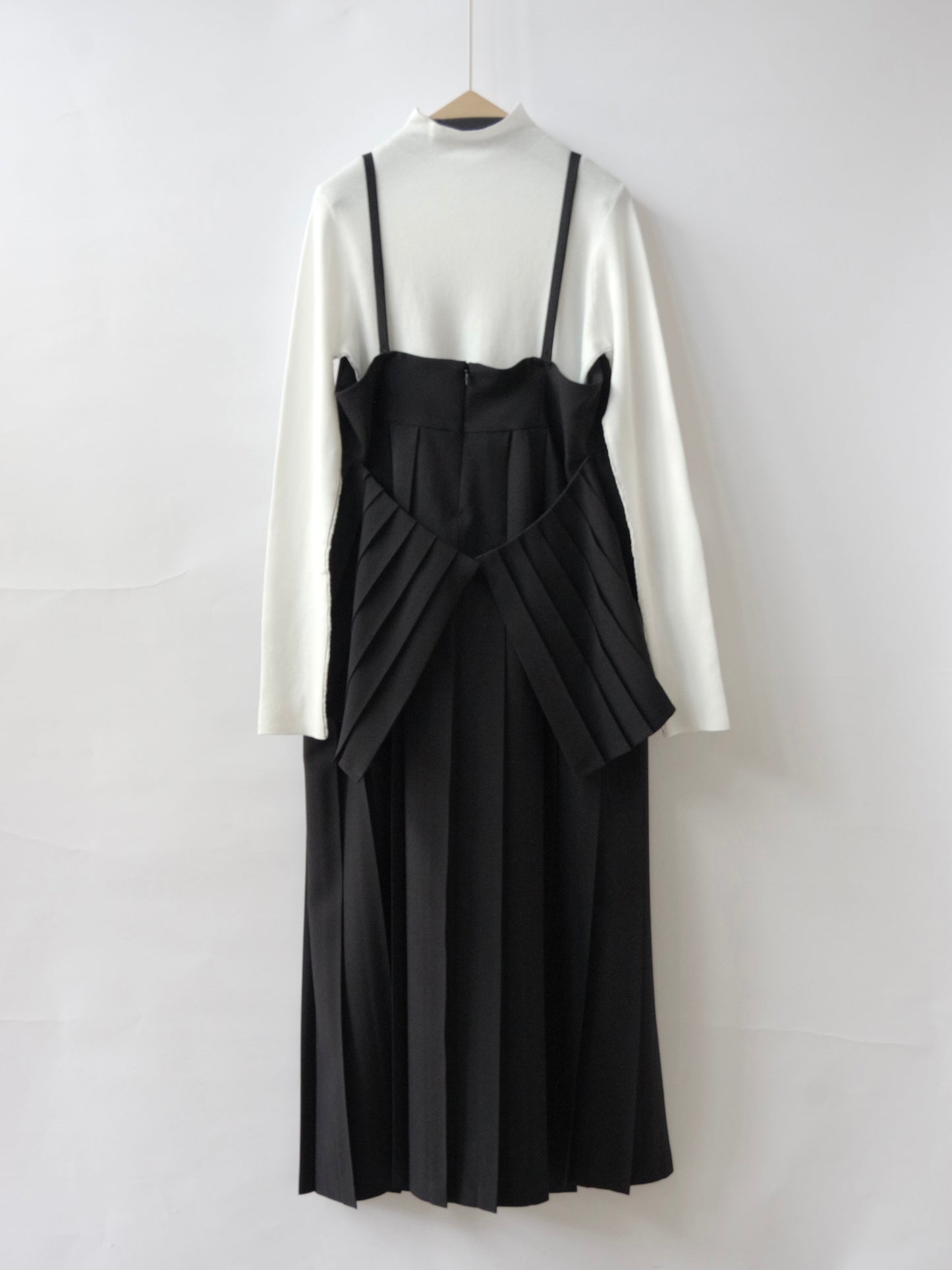 トロピカルワッシャー プリーツ キャミ ワンピース | iki