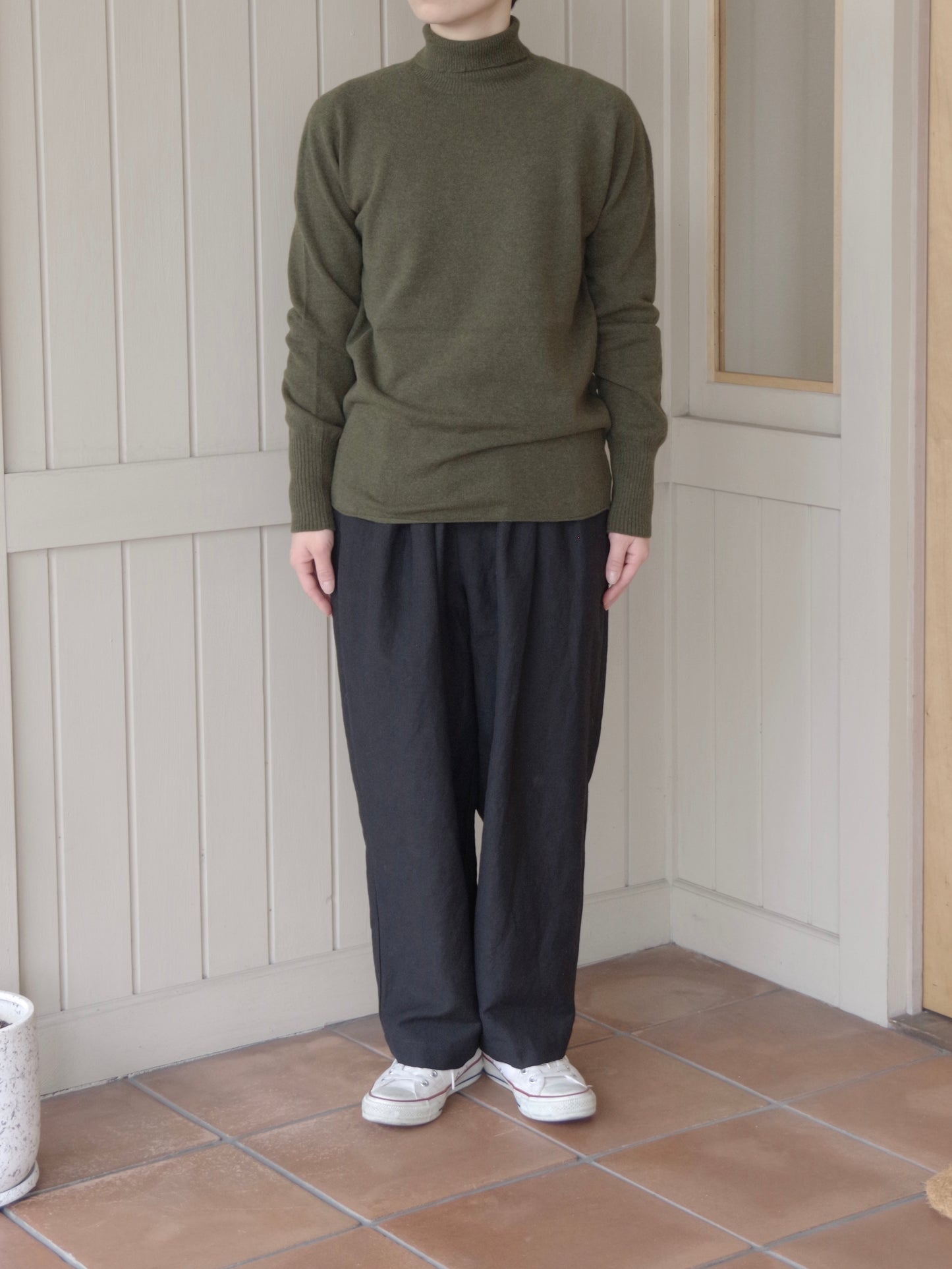 ウールリネンギャバワッシャー イージーテーパードパンツ | OUVERT