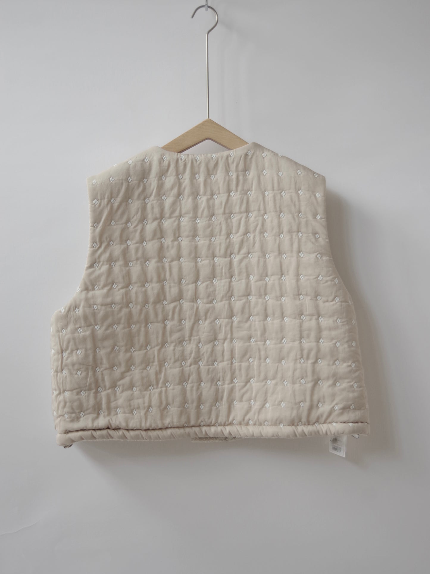 flower dot quilt jacquard ショートリバーシブルベスト | qiri