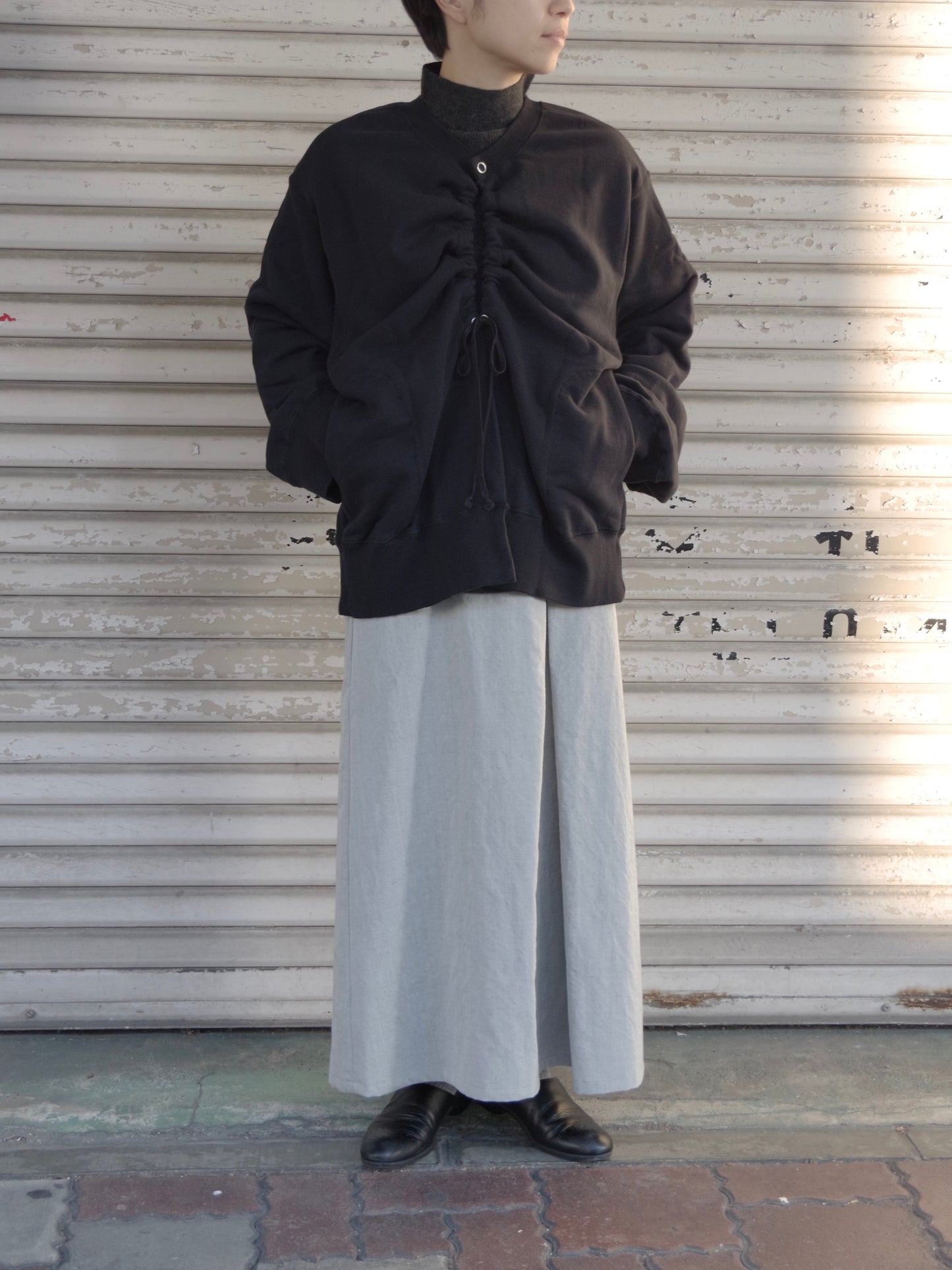 強撚ウールギャバ ボックスタック スカート | iki