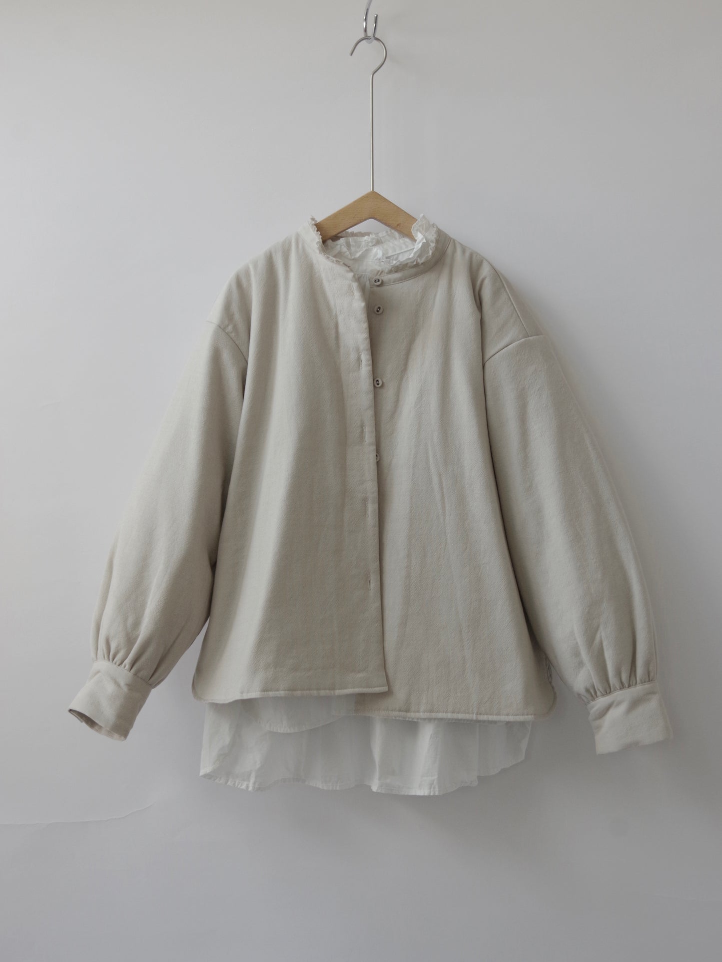TINY FRILL COLLAR FILLING SHIRT JACKET | Gauze