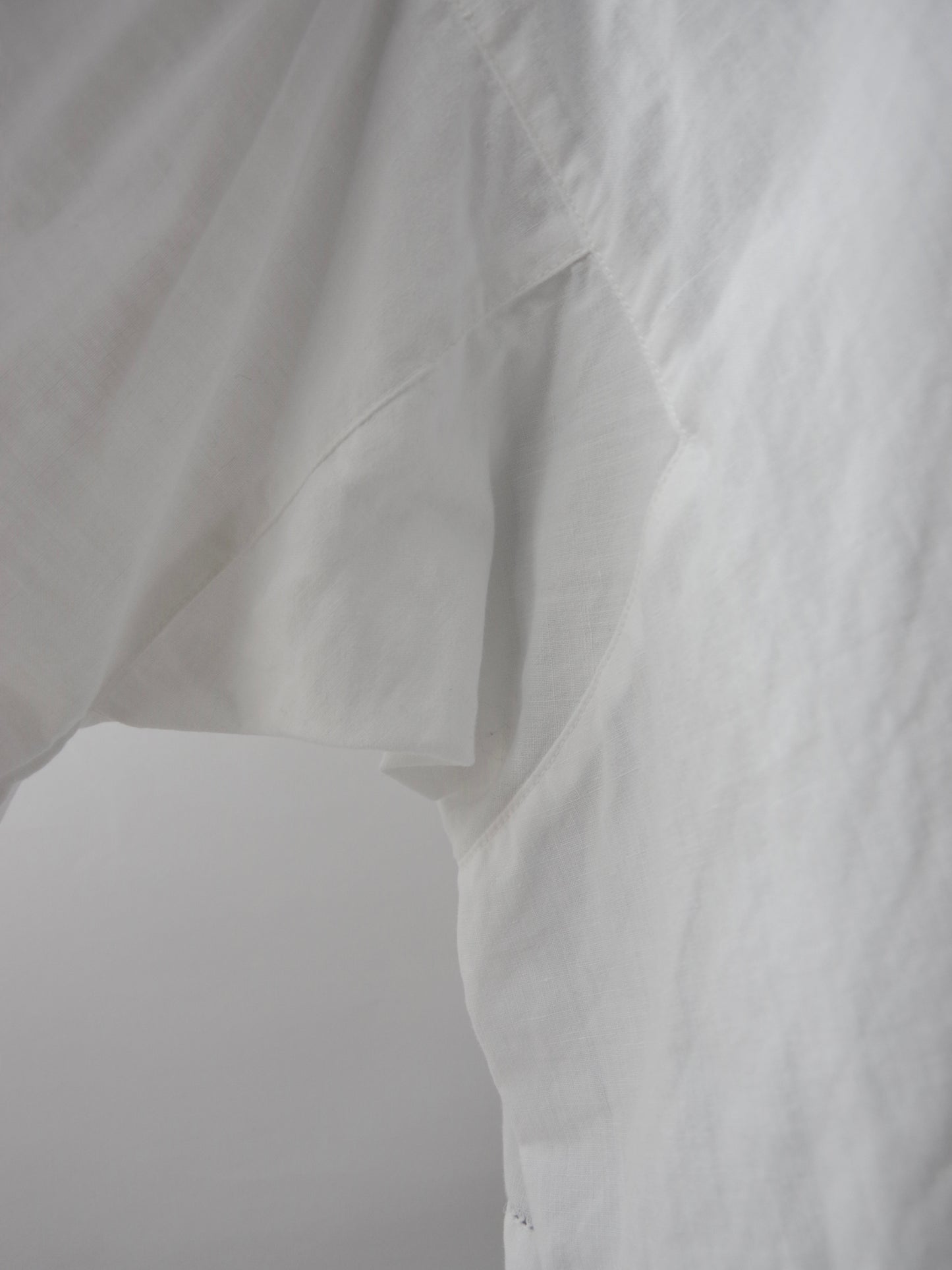 アンティークベッドリネン ショートブラウス MO-25-BL096 | motley