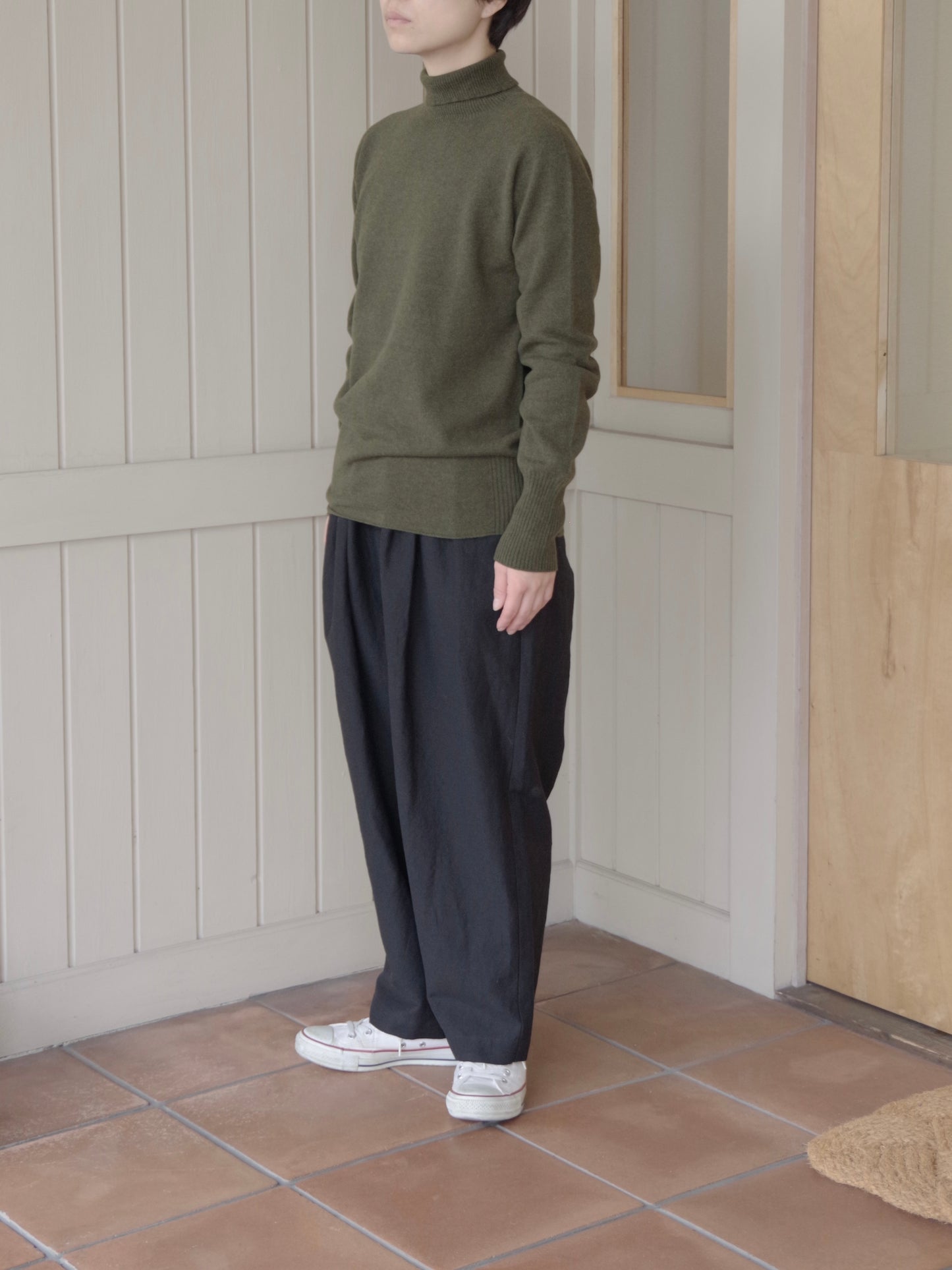 ウールリネンギャバワッシャー イージーテーパードパンツ | OUVERT