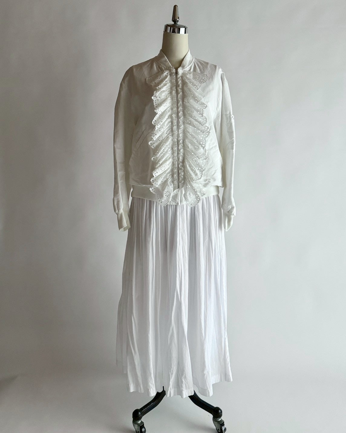 レースフリルブルゾン MO-25-BZ-012 | motley