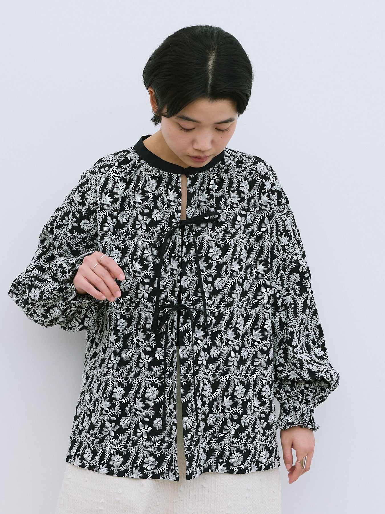 garden embroidery gather スリーブブラウス | qiri