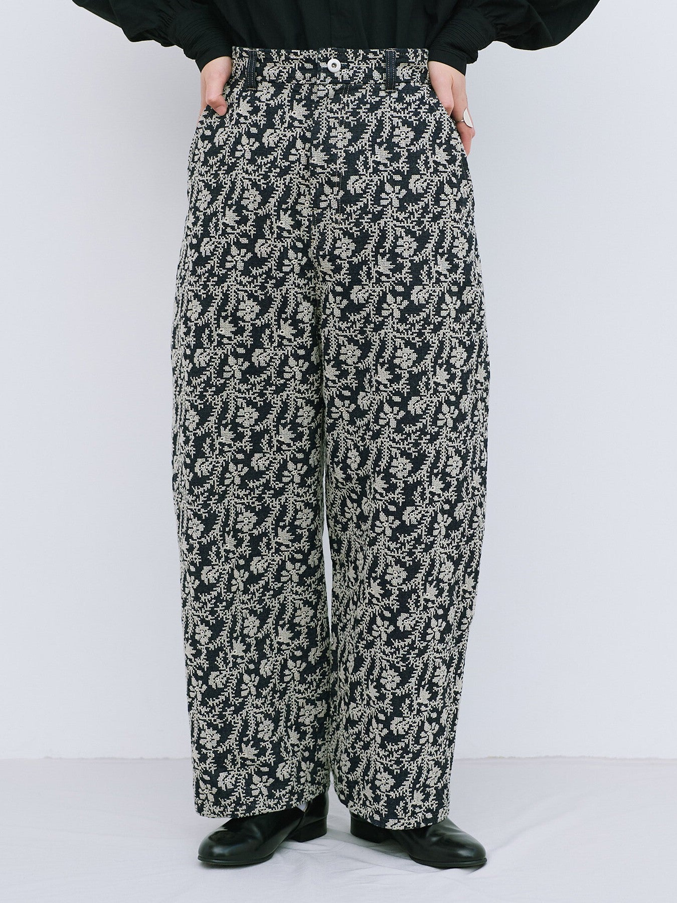 garden embroidery デニムパンツ | qiri