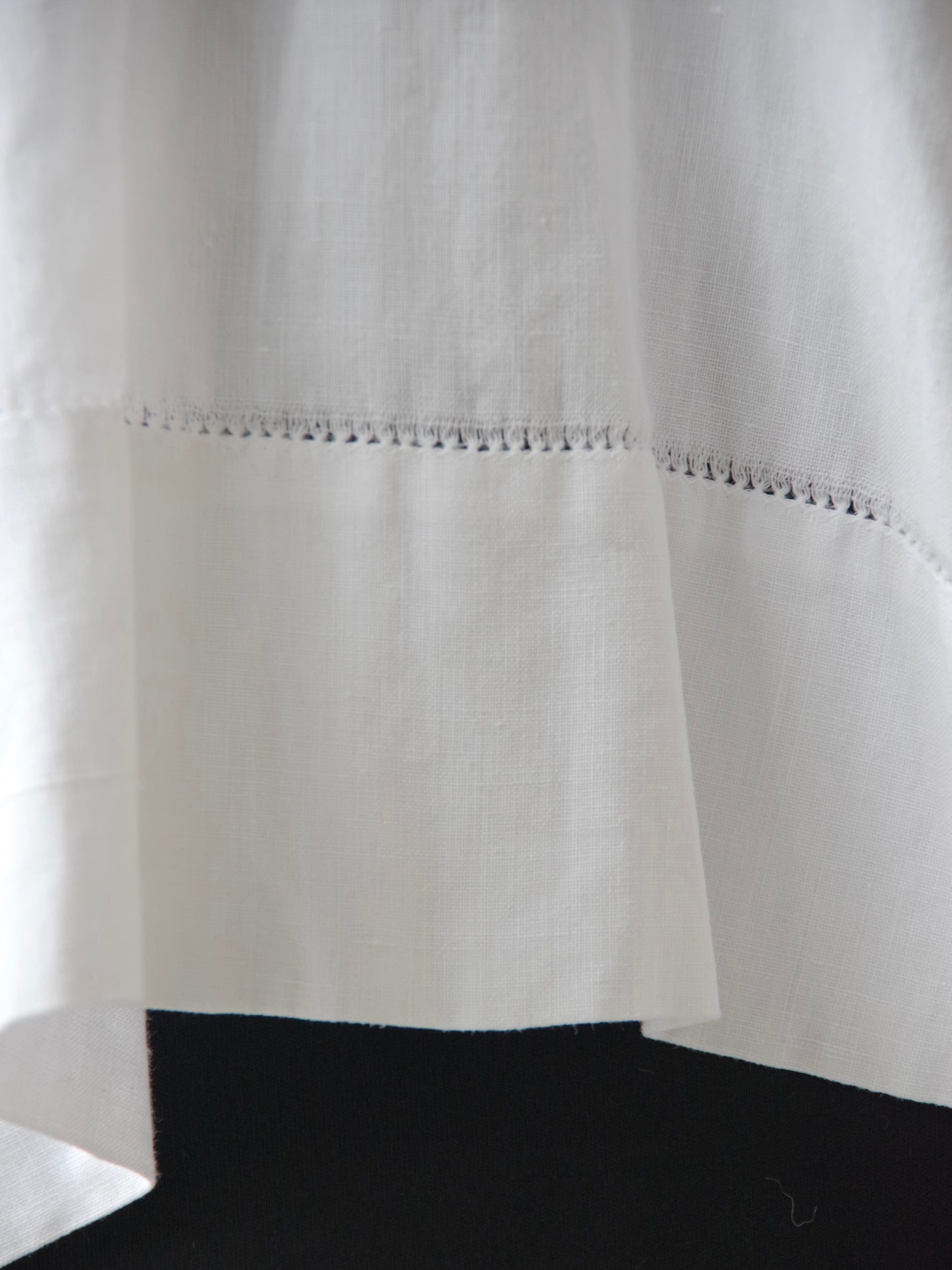 アンティークベッドリネン ショートブラウス MO-25-BL096 | motley