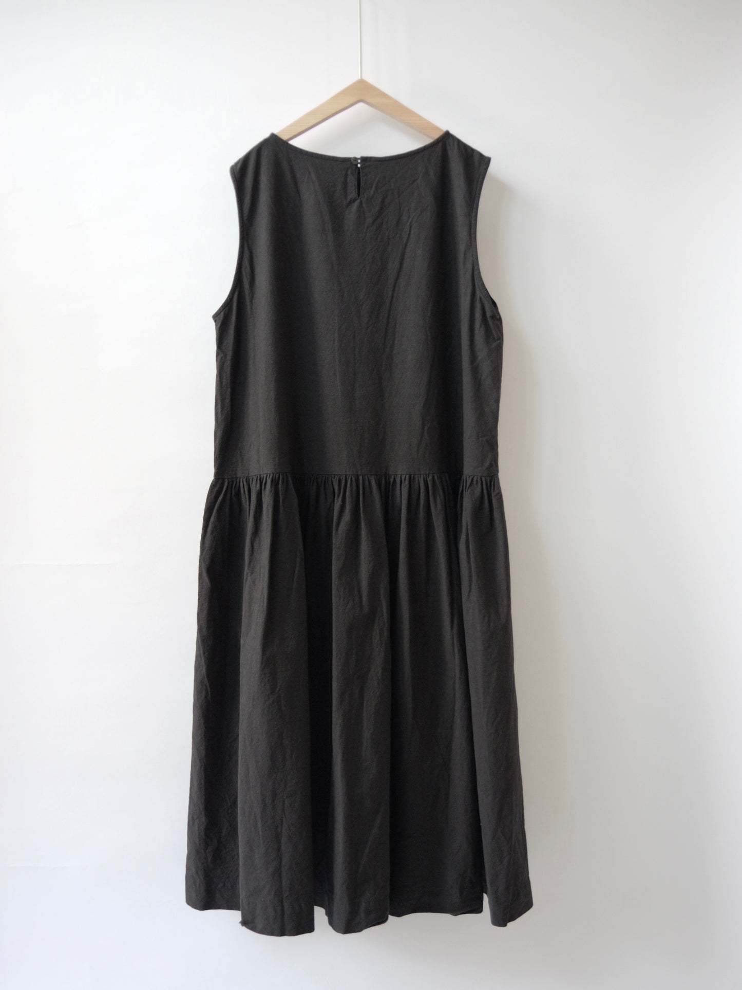 SLEEVELESS CANVAS ワンピース　｜ROBE de PEAU