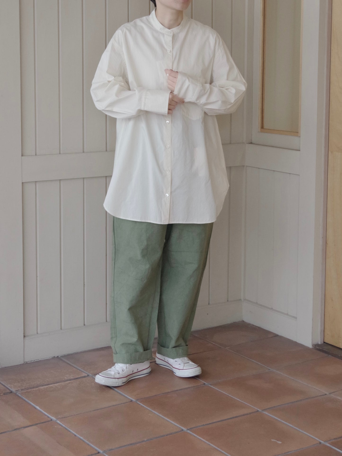 コットンシルク ストライプ moe sleeves バックリボン シャツ | yuni