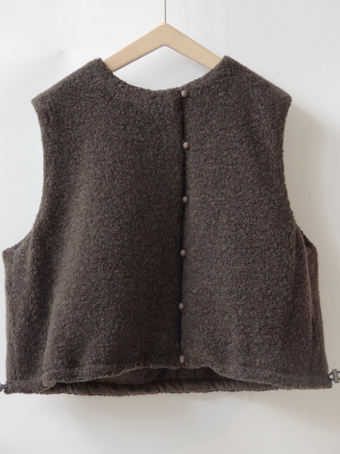 flower dot quilt jacquard ショートリバーシブルベスト | qiri