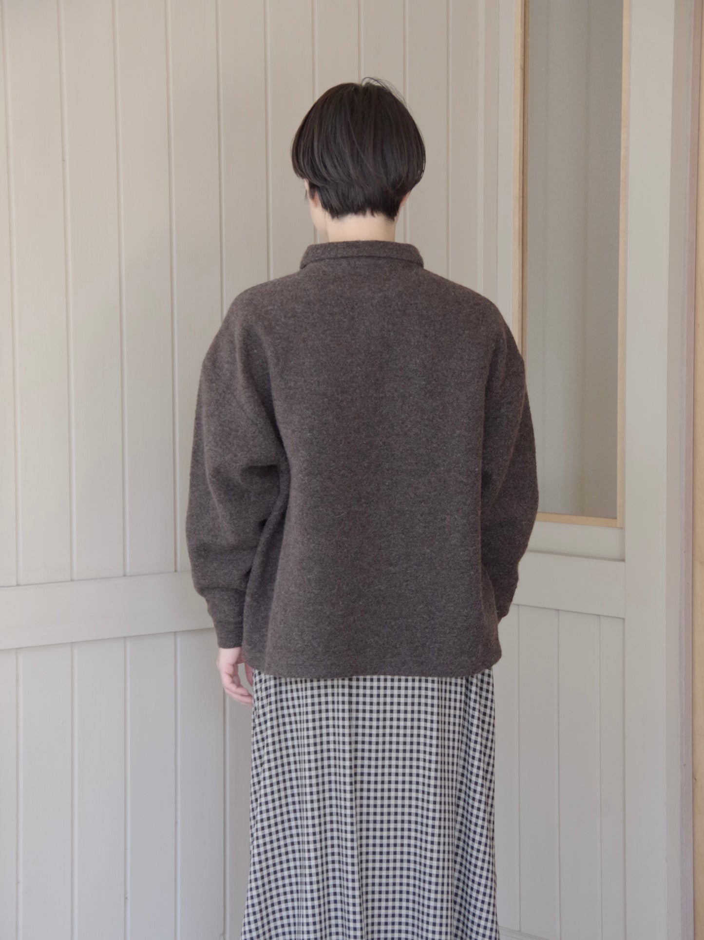 リサイクルウールパイル ポロプルオーバー | UNIVERSAL TISSU