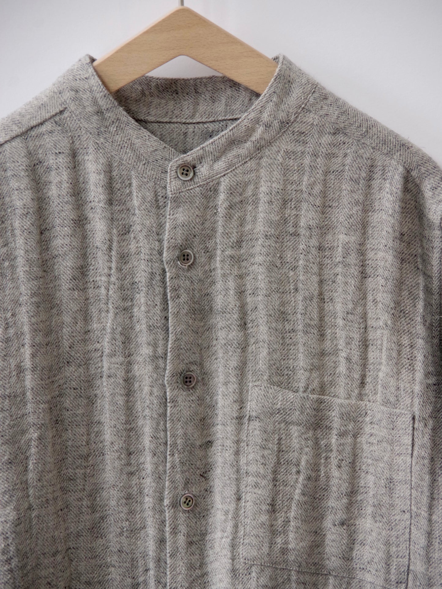 リネンツィード バンドカラーシャツ ( 2 color ) | atelier naruse