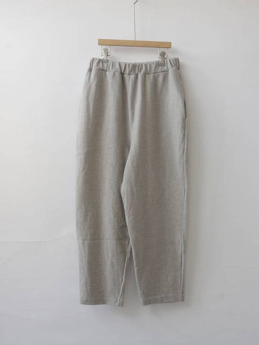 ウール圧縮 イージーテーパードパンツ | UNIVERSAL TISSU