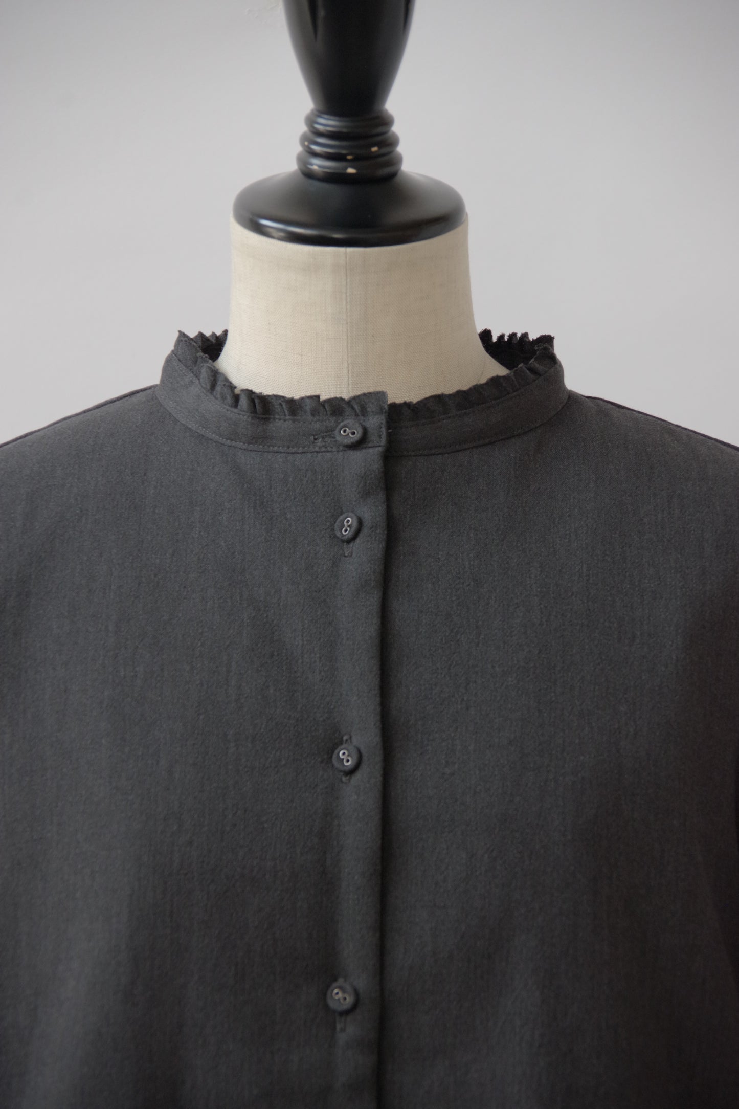 TINY FRILL COLLAR FILLING SHIRT JACKET | Gauze