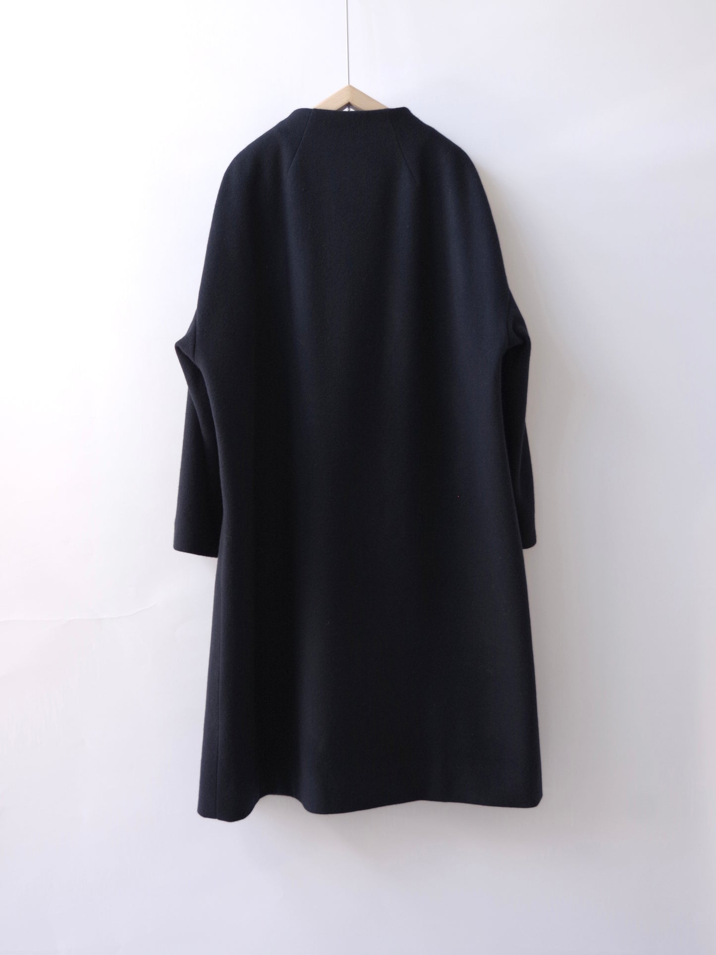 ROUND NECK COAT  ( 2 color) | SI-HIRAI
